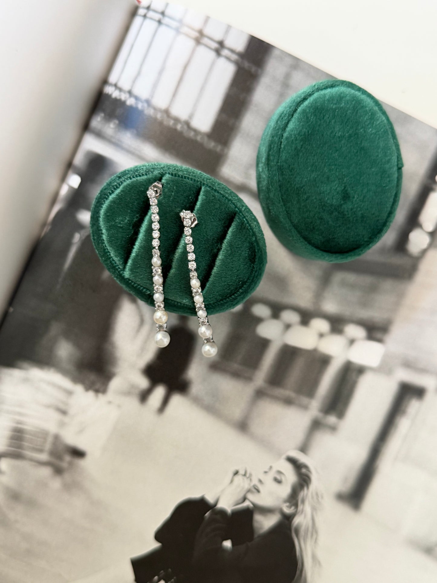 Lumière Pearl Drop Earrings