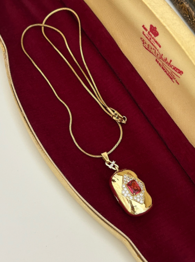 Scarlet Crown Openable Locket Necklace
