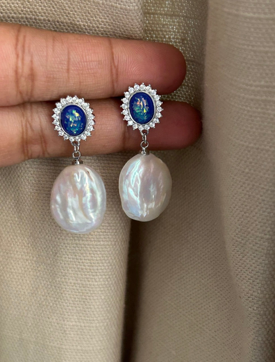 Elowen Pearl Earrings