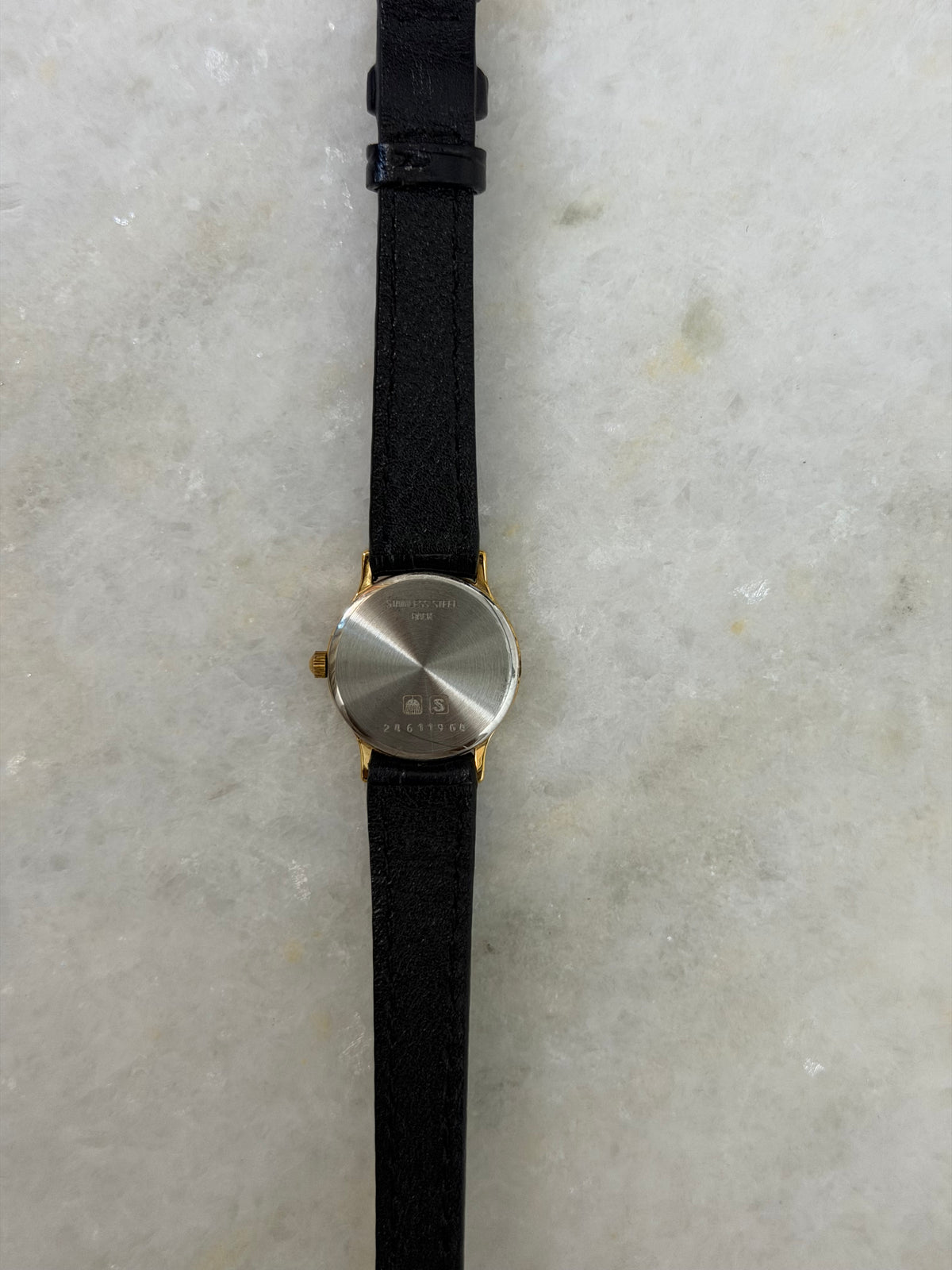 Vintage Longines Gold Plated Quartz Watch Champagne Dial With Crosshatch Pattern- L153.4 / ETA 976.001, with 6 jewels