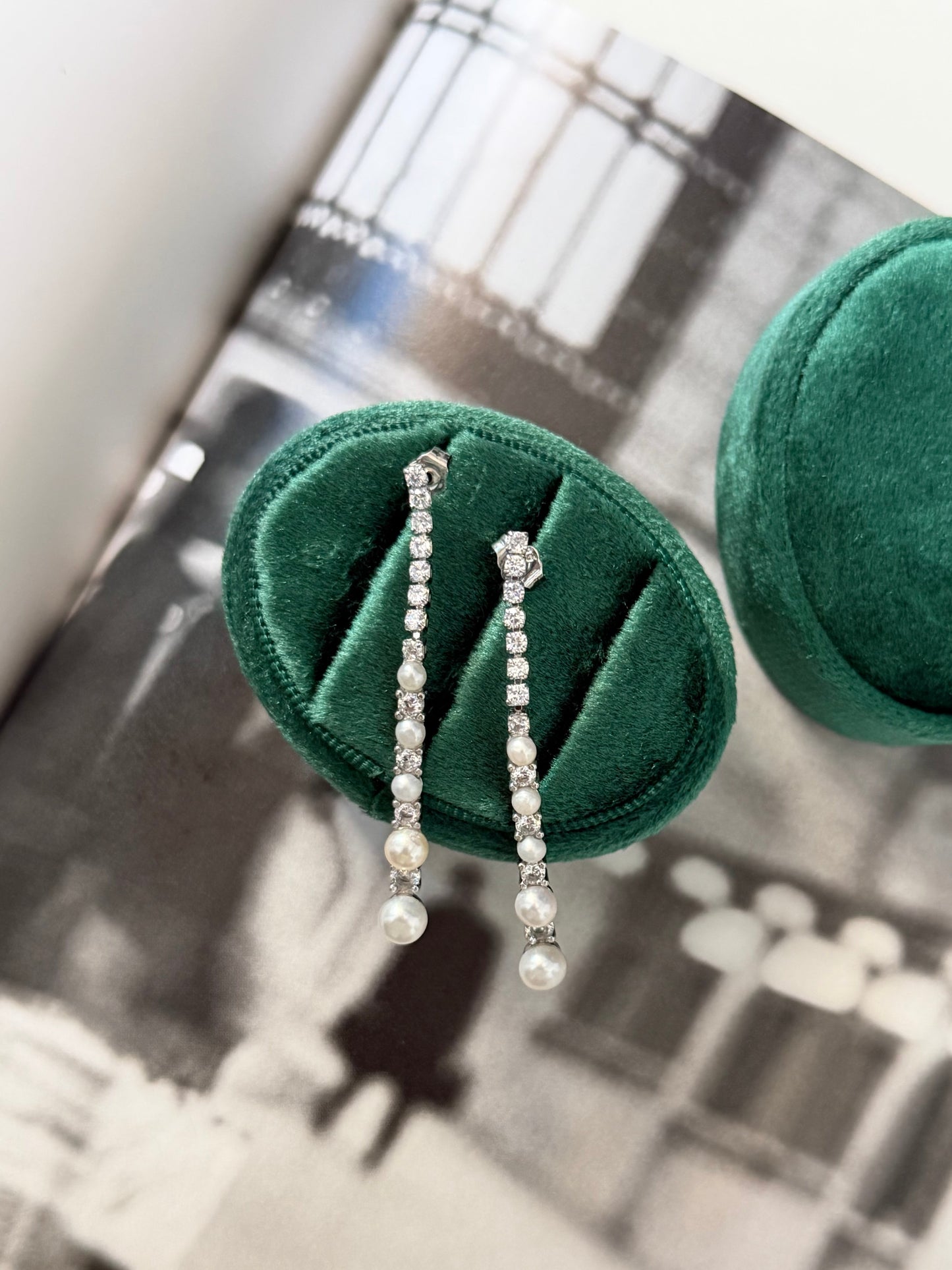 Lumière Pearl Drop Earrings