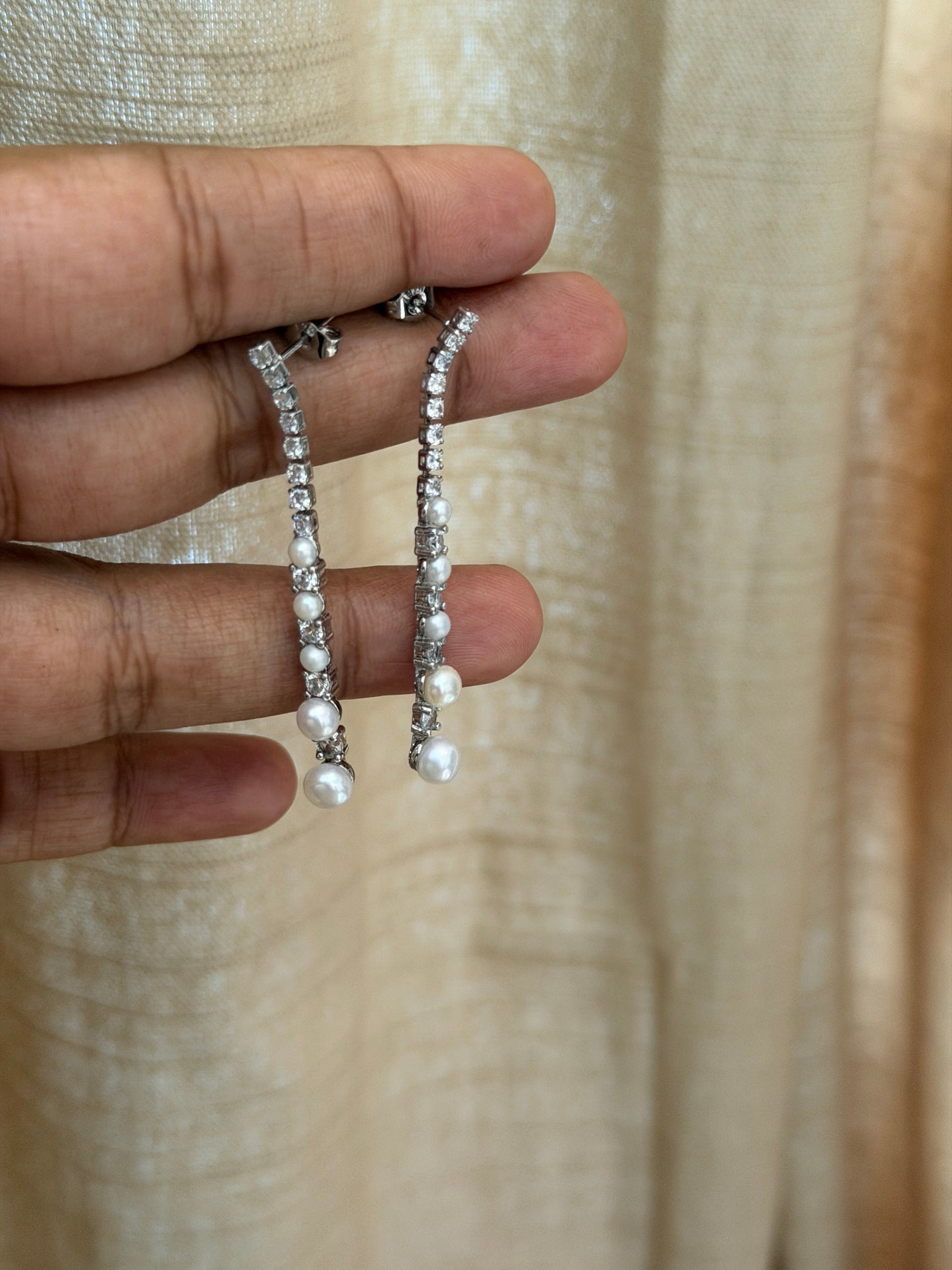 Lumière Pearl Drop Earrings