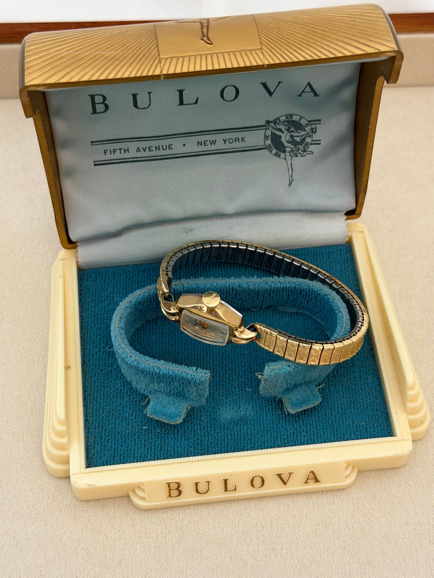 Vintage 1960s Bulova Mechanical/ Wind-Up Watch