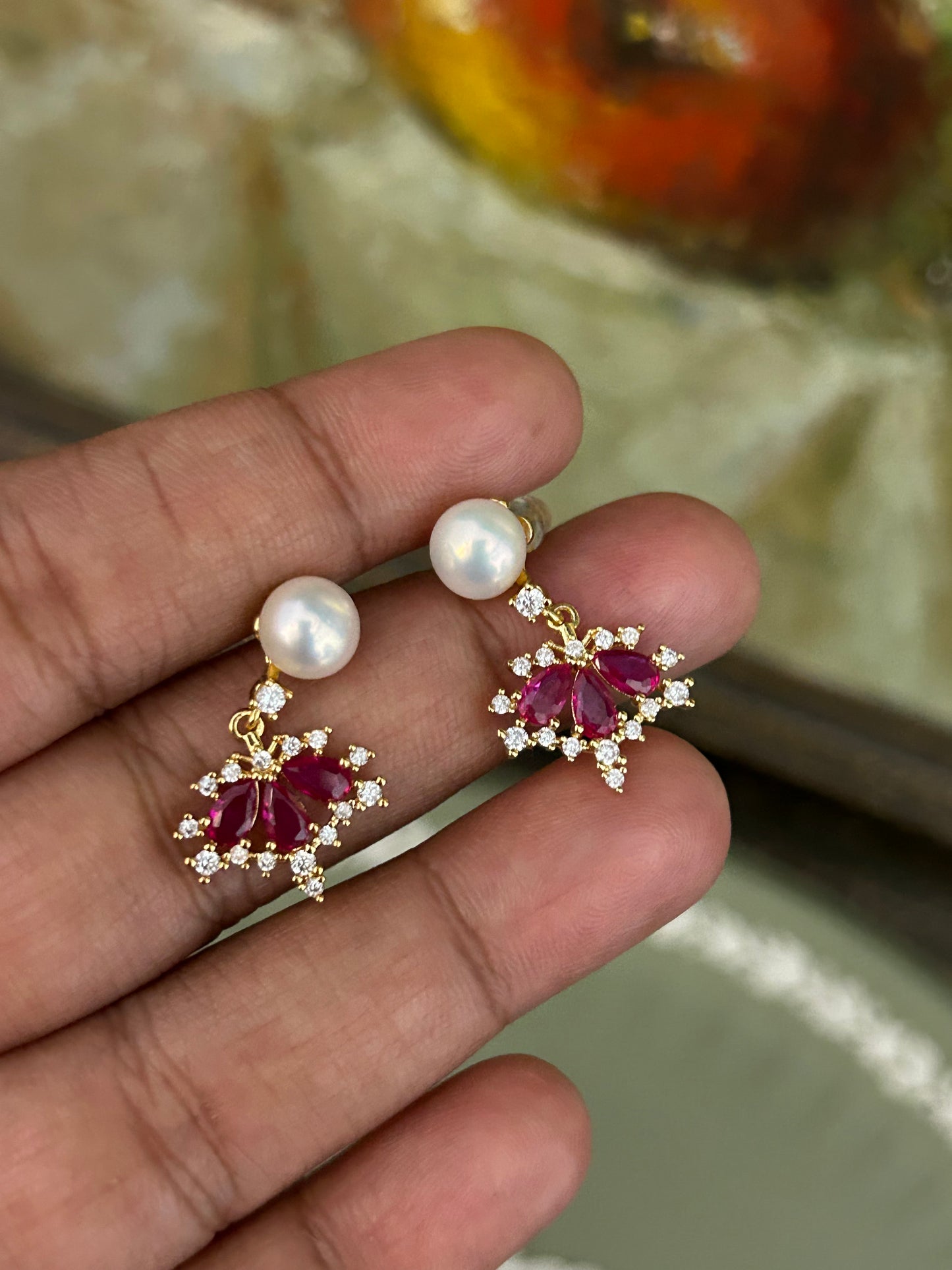 The Juliet Pearl Earrings