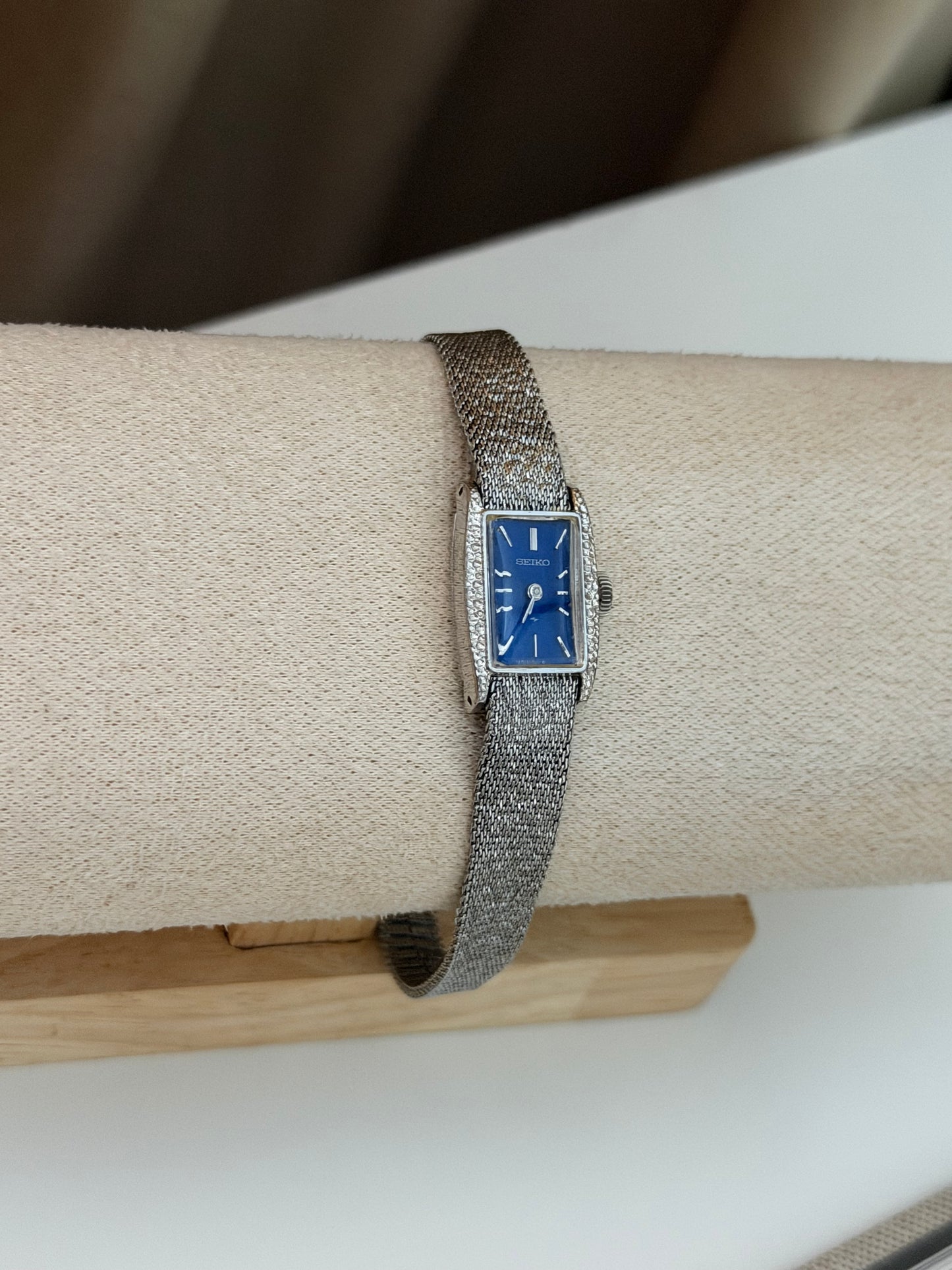Seiko Vintage Dress Watch (Manual Winding)