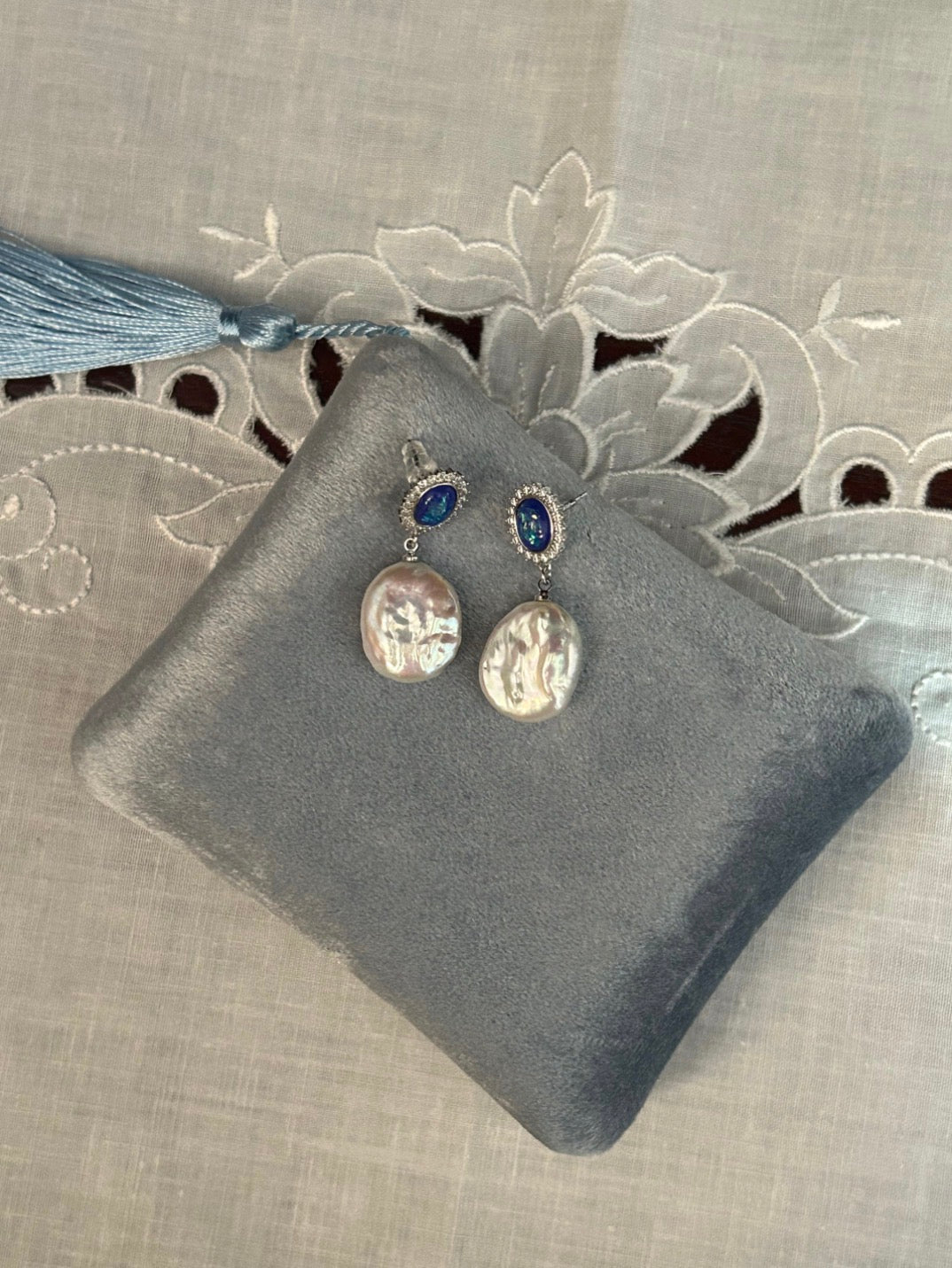 Elowen Pearl Earrings