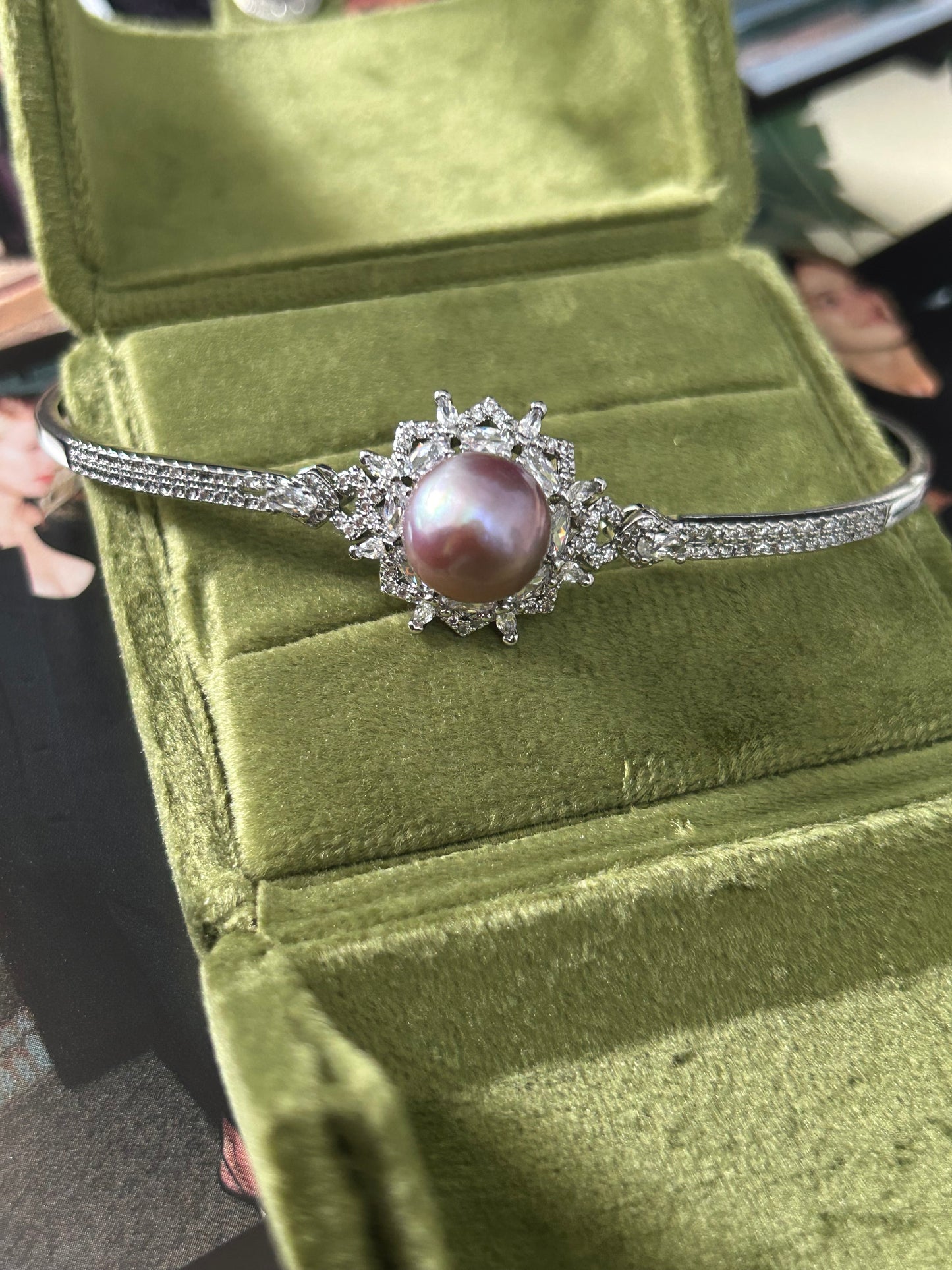 Nocturne Pearl Bracelet