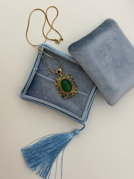 Aarna Green Onyx Agate Pendant Necklace