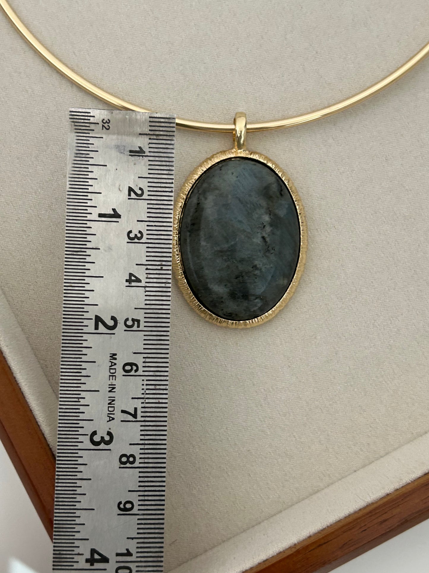Labradorite Oval Choker Necklace
