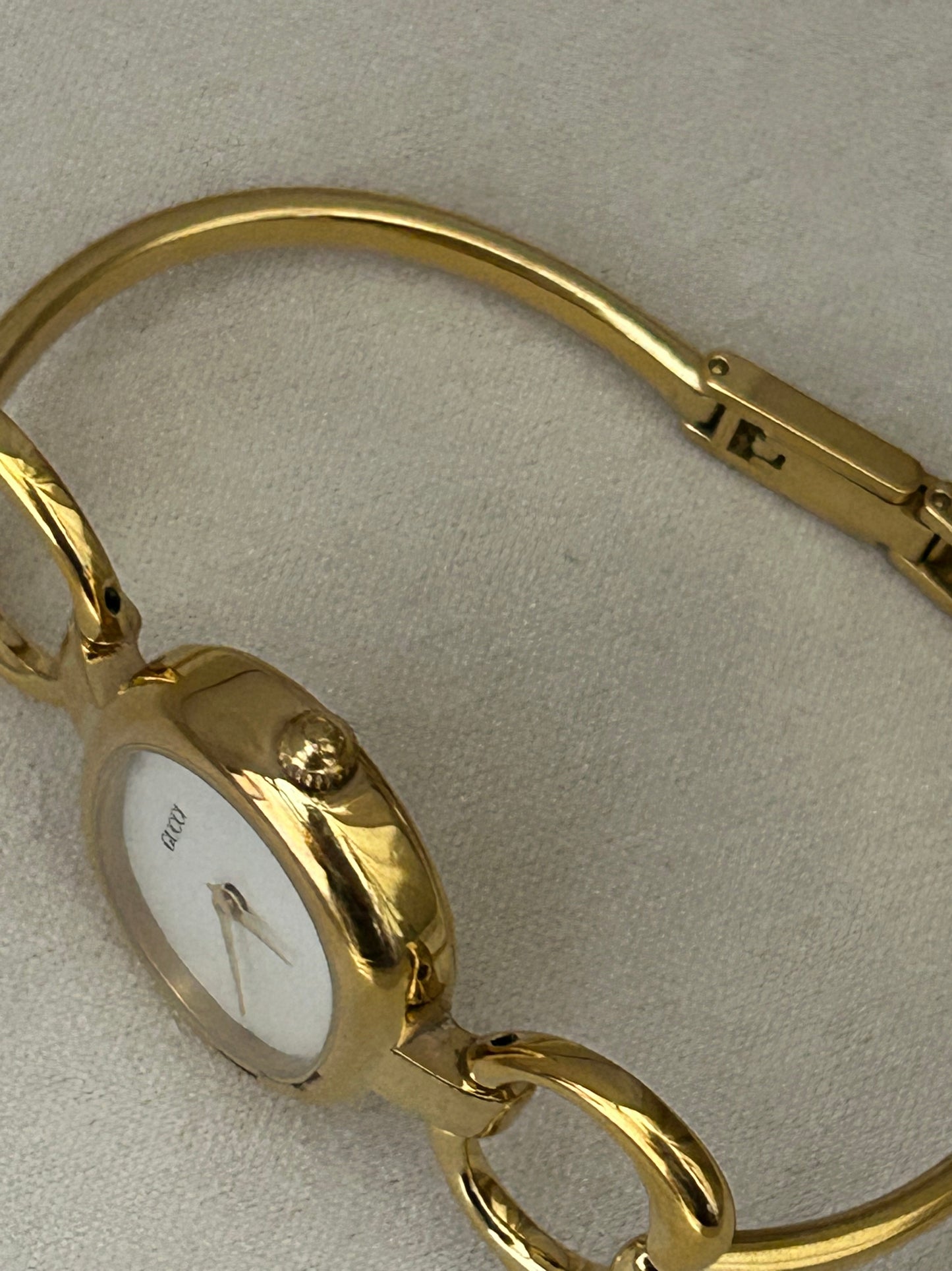 Gucci 1600 Gold Plated Mop Dial Vintage Watch