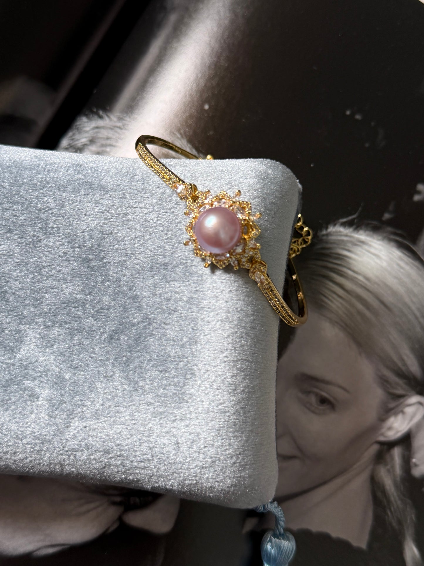 Evelyne Pearl Bracelet