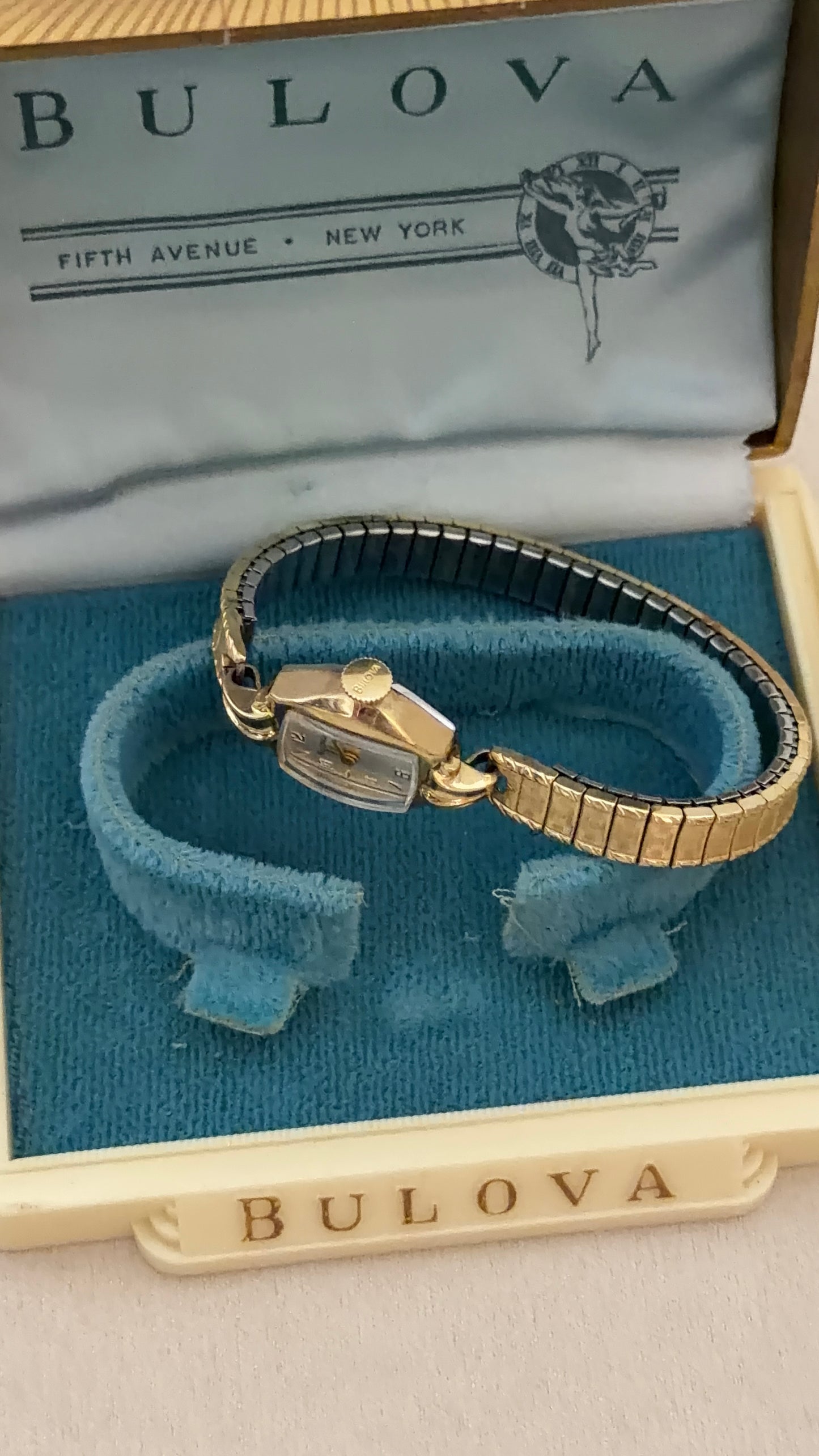 Vintage 1960s Bulova Mechanical/ Wind-Up Watch