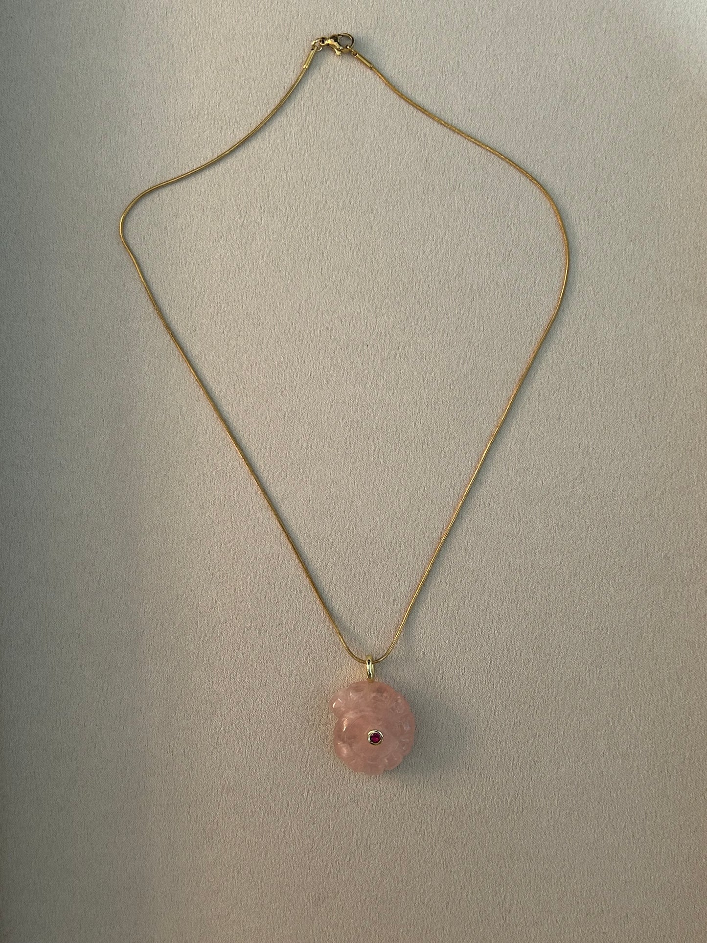 Ammonite Seashell Carved Rose Quartz Necklace