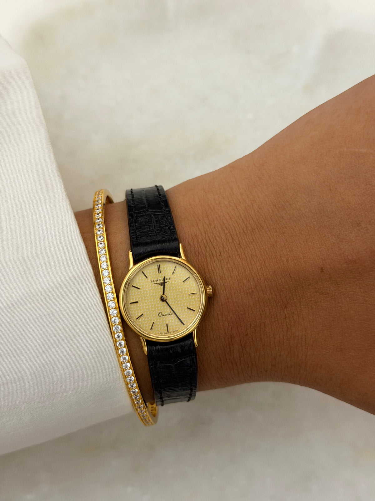 Vintage Longines Gold Plated Quartz Watch Champagne Dial With Crosshatch Pattern- L153.4 / ETA 976.001, with 6 jewels