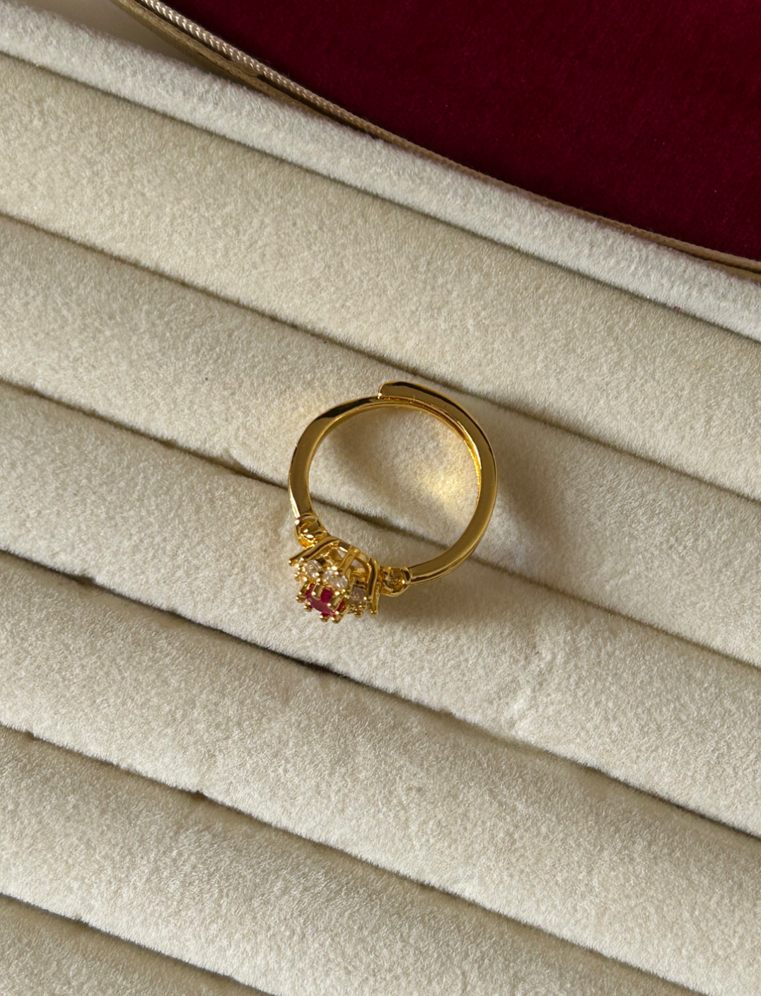 Renaissance Jewel Resizable Ring