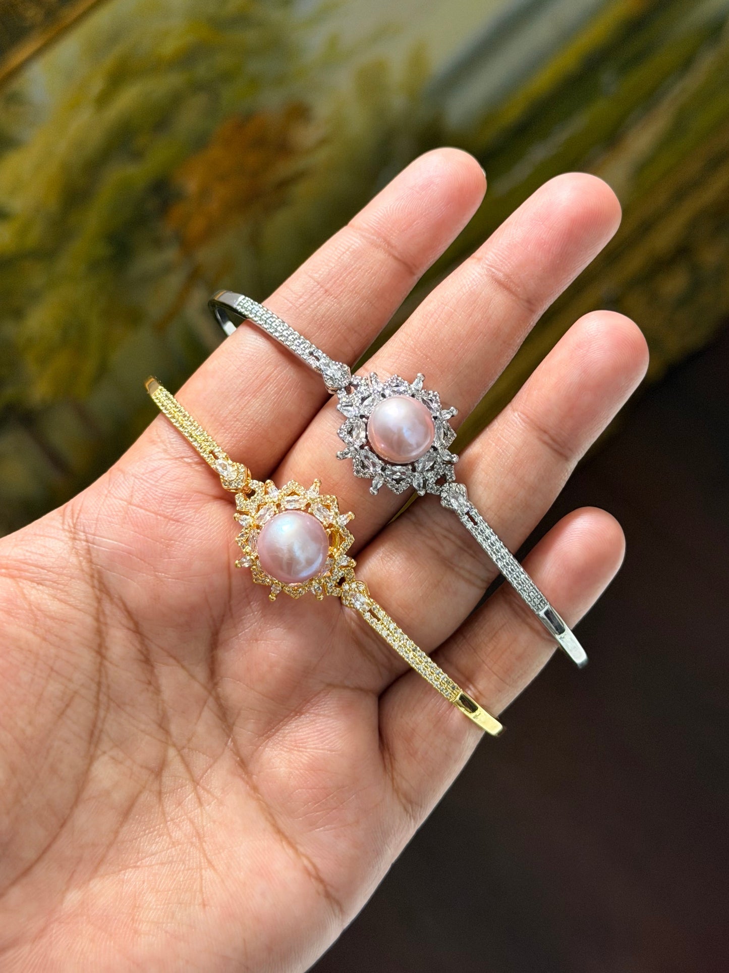 Evelyne Pearl Bracelet