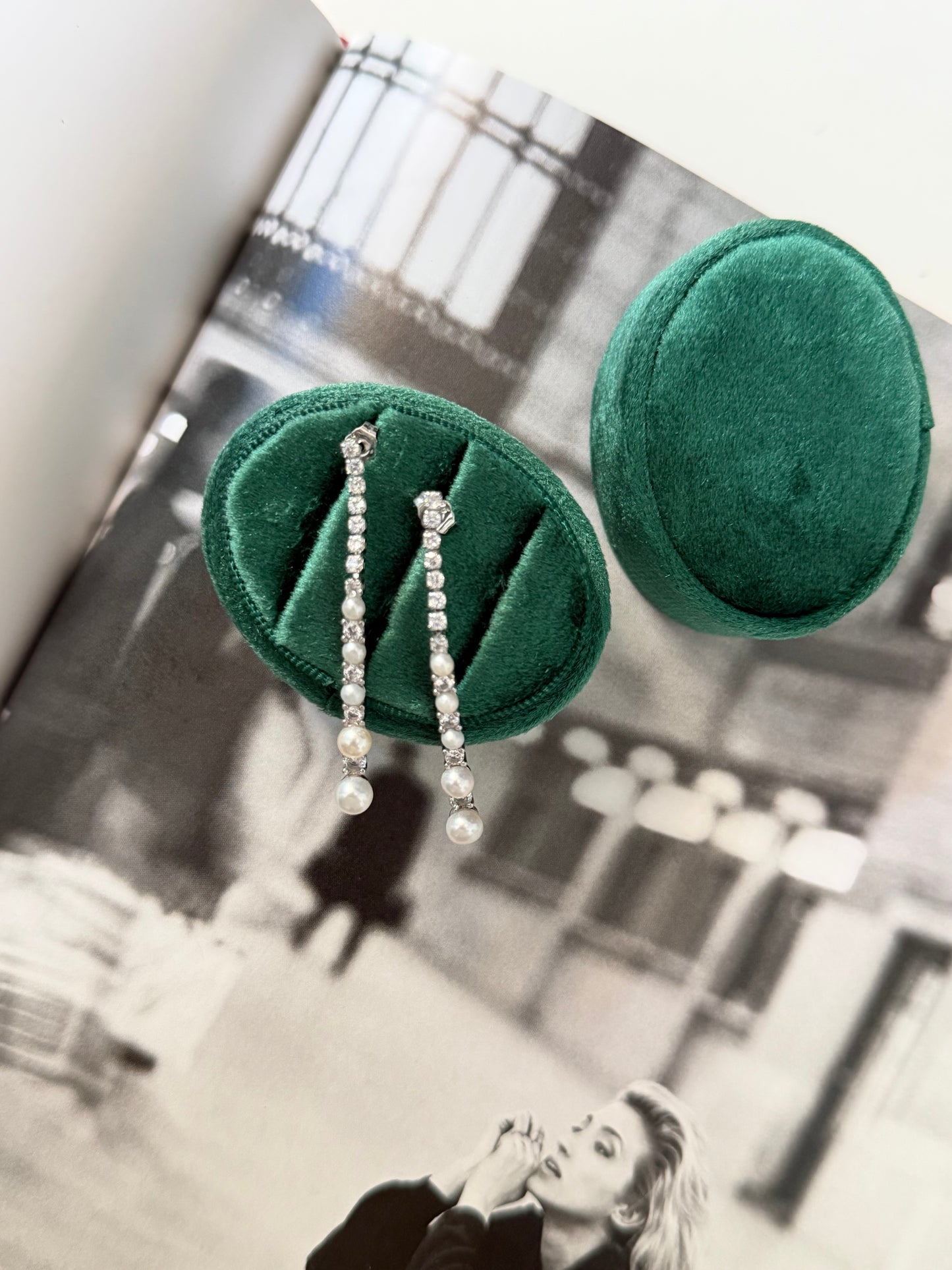 Lumière Pearl Drop Earrings