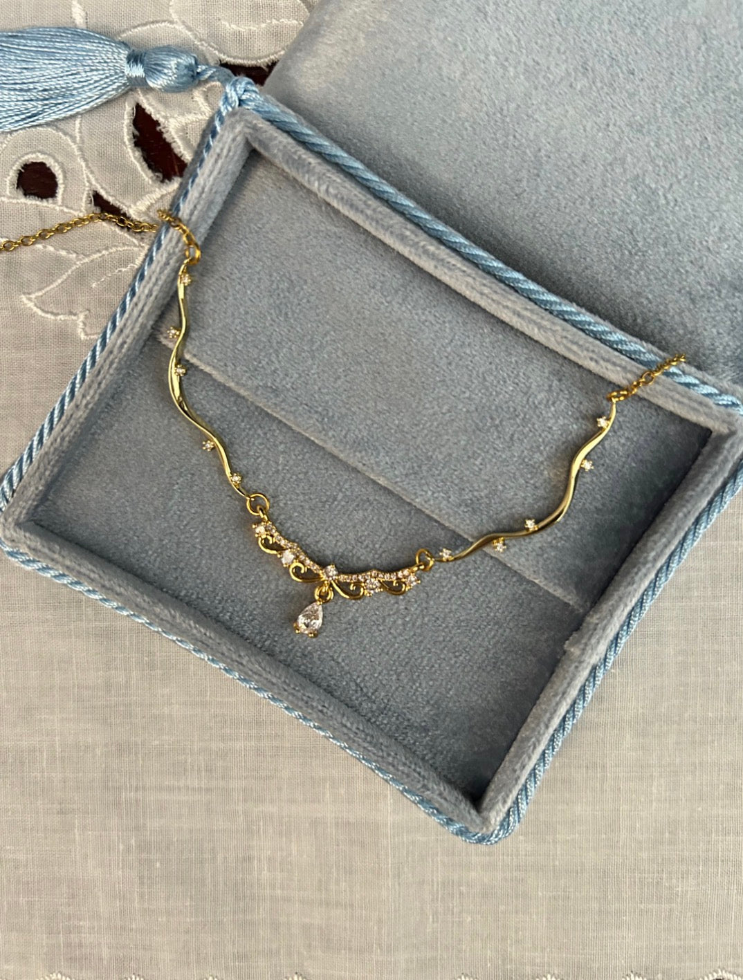 Filigree Wave Drop Necklace