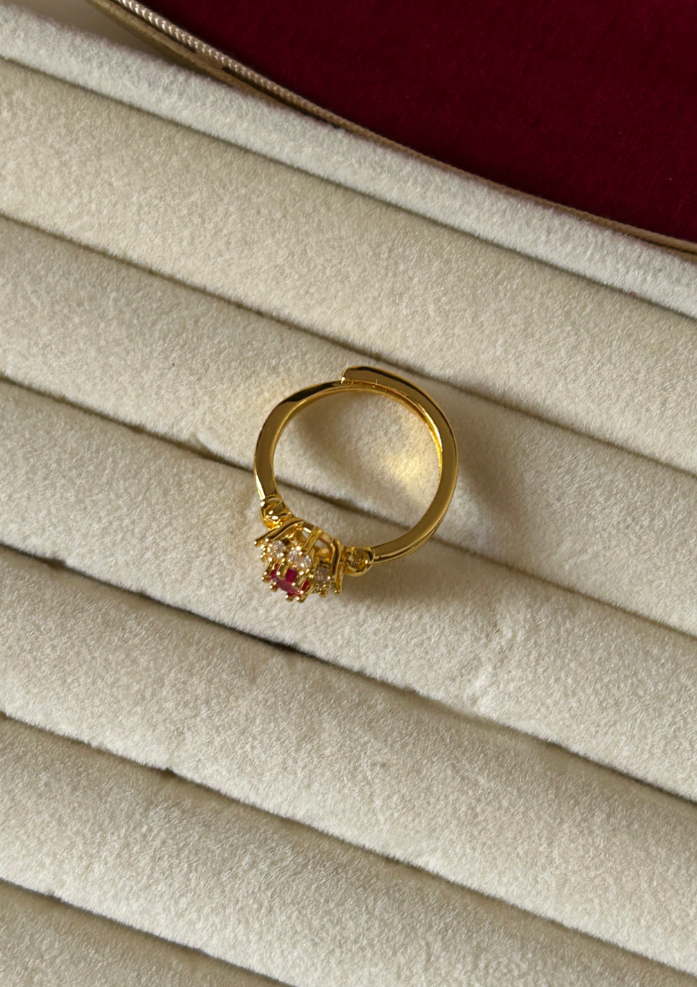 Renaissance Jewel Resizable Ring