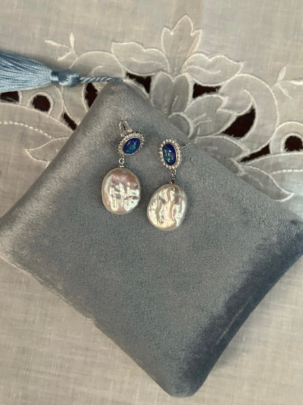 Elowen Pearl Earrings