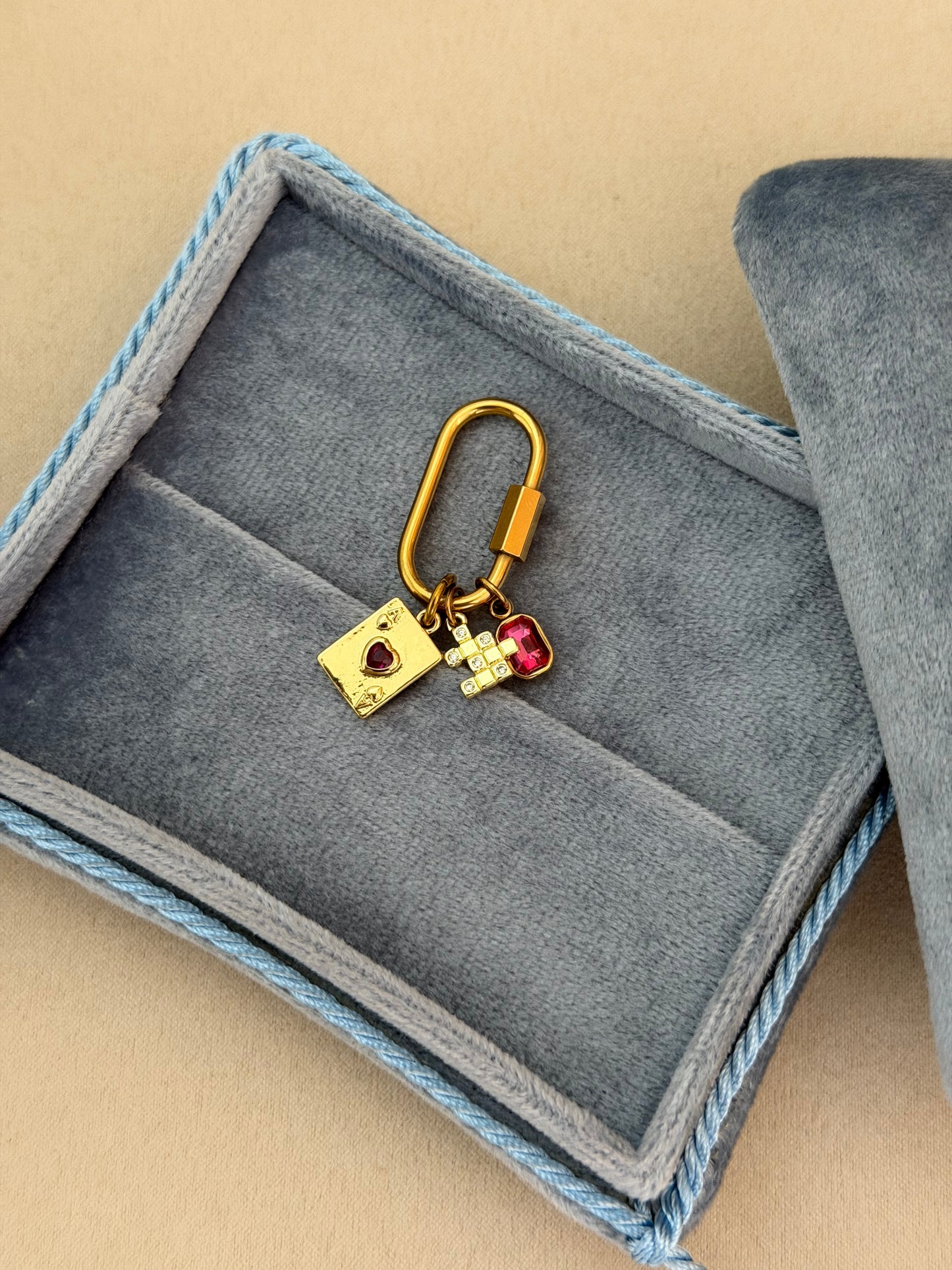 3-Charm Loop Lock Medium Carabiner