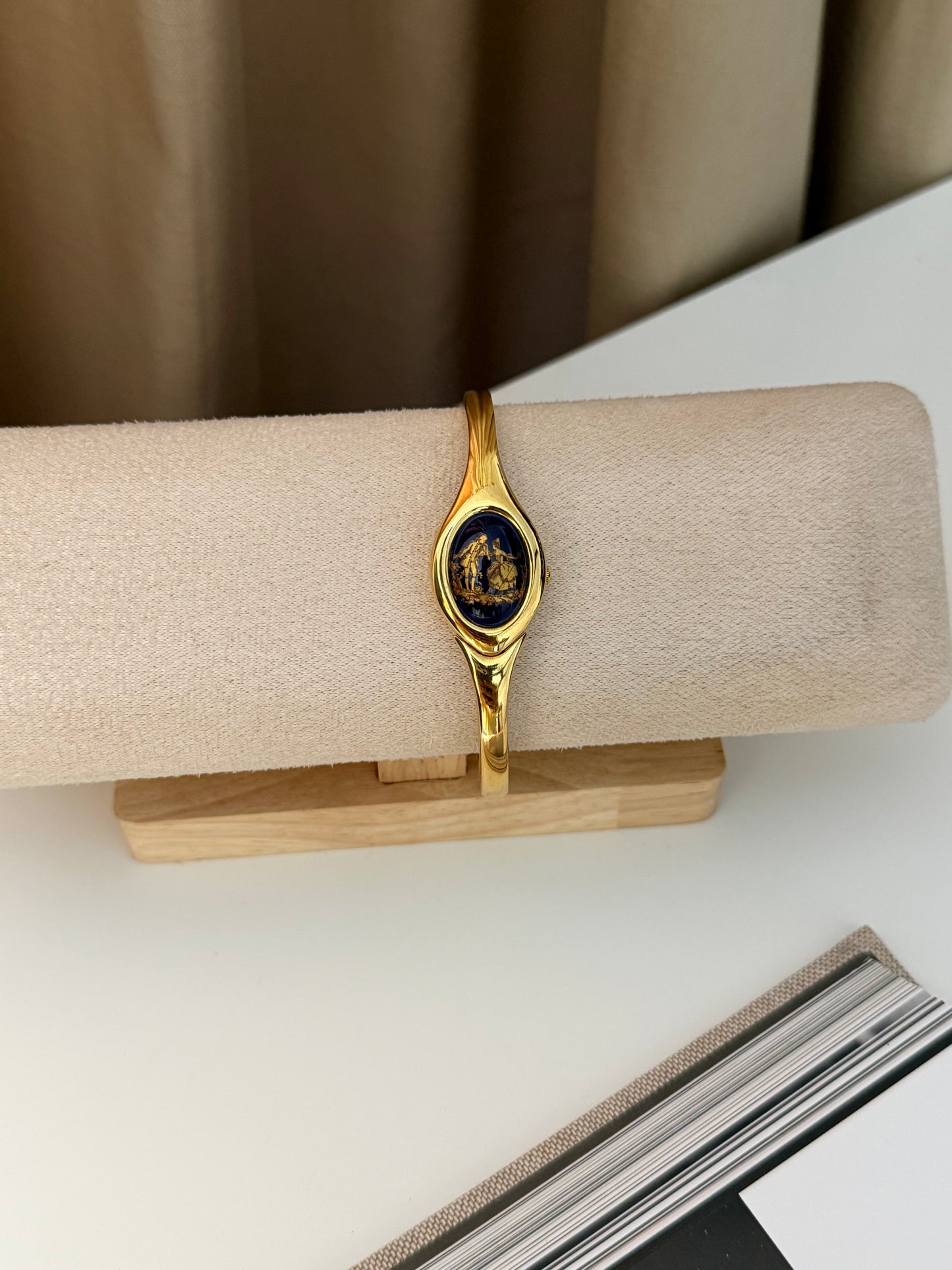 Super Rare Limoges Hidden-Dial Vintage Watch