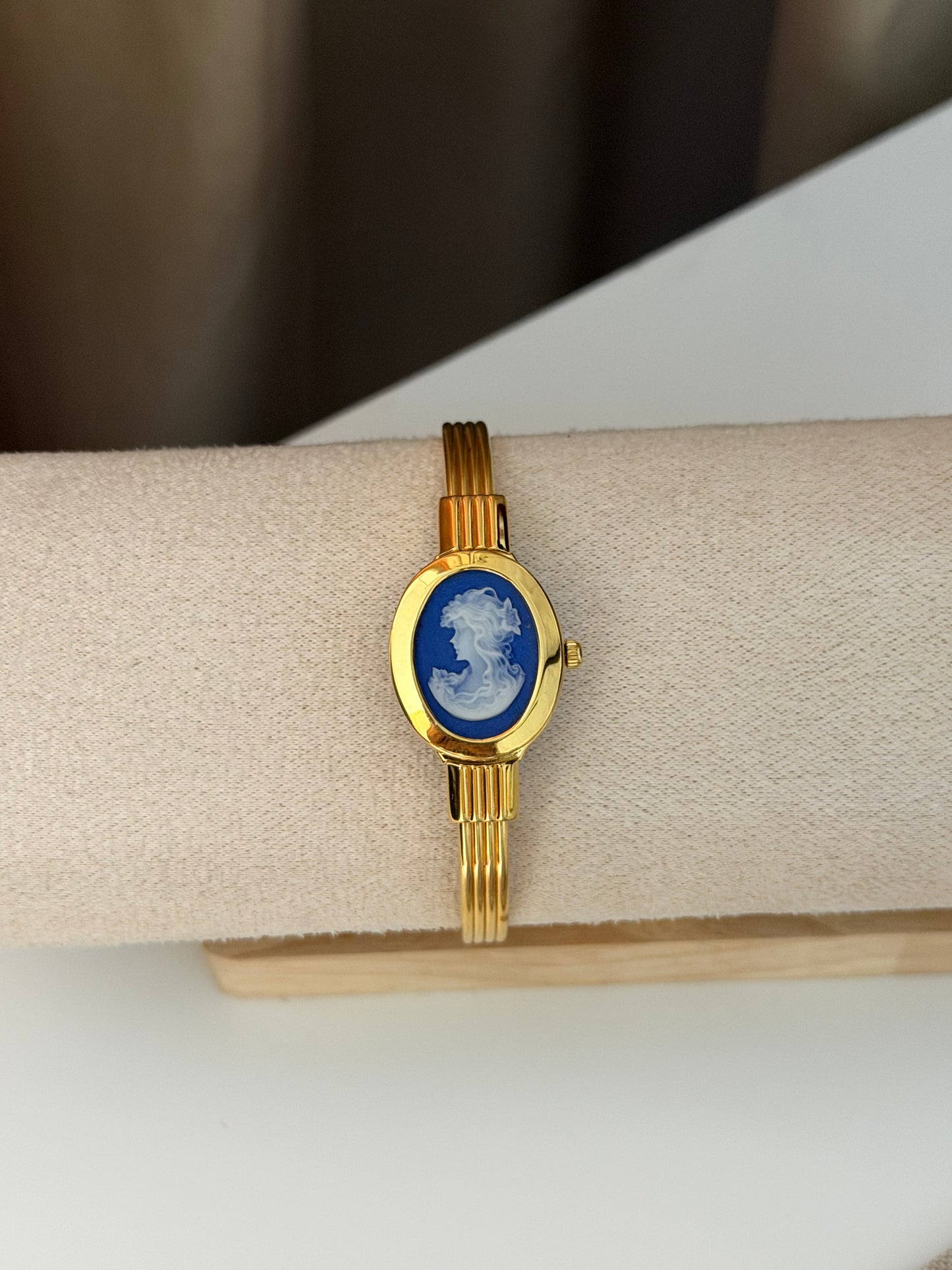 André Mouche Carved Agate Cameo Hidden Dial Watch