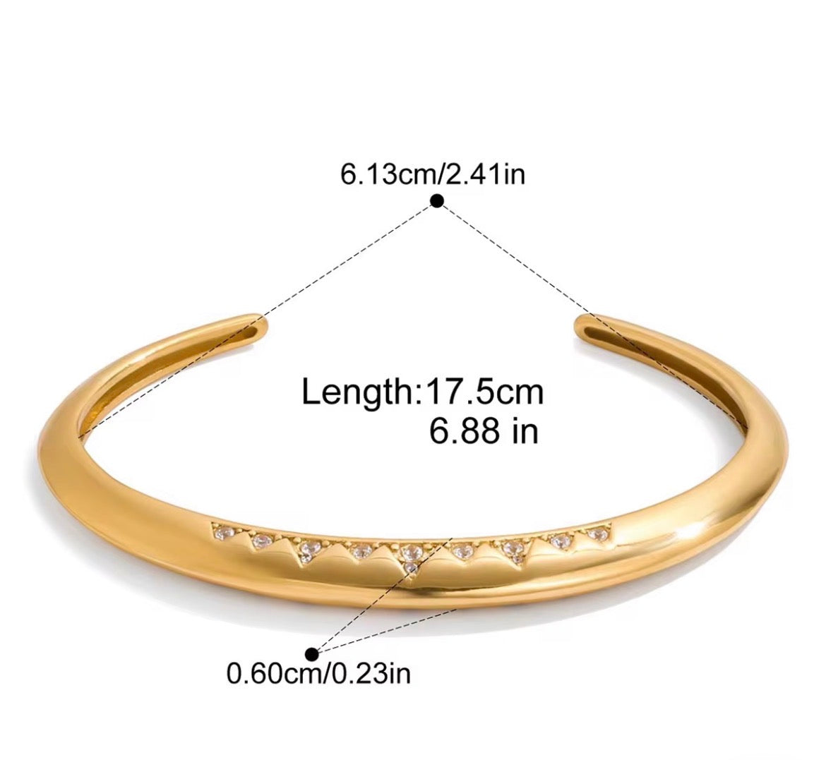 Stardust Curva Cuff Bracelet