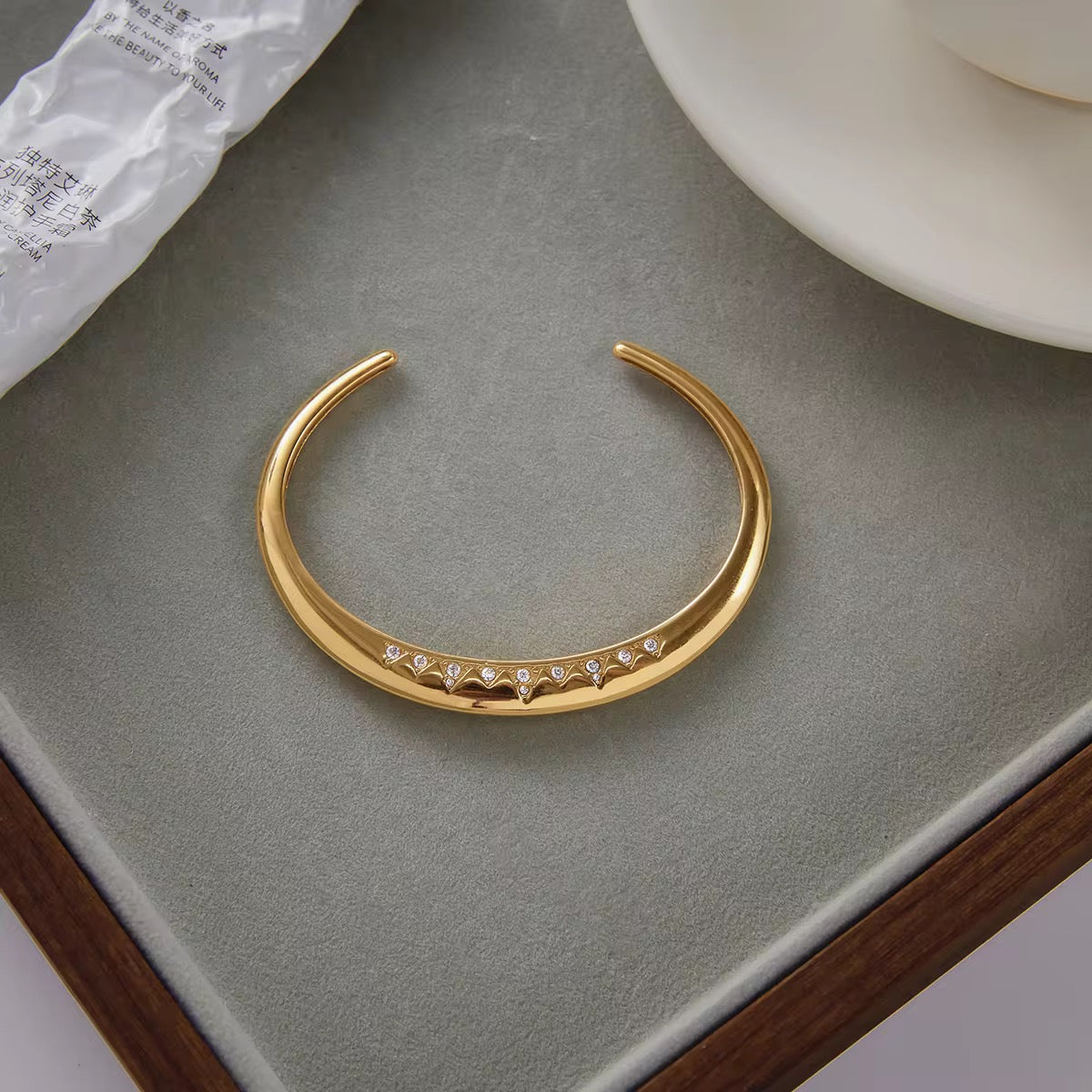 Stardust Curva Cuff Bracelet