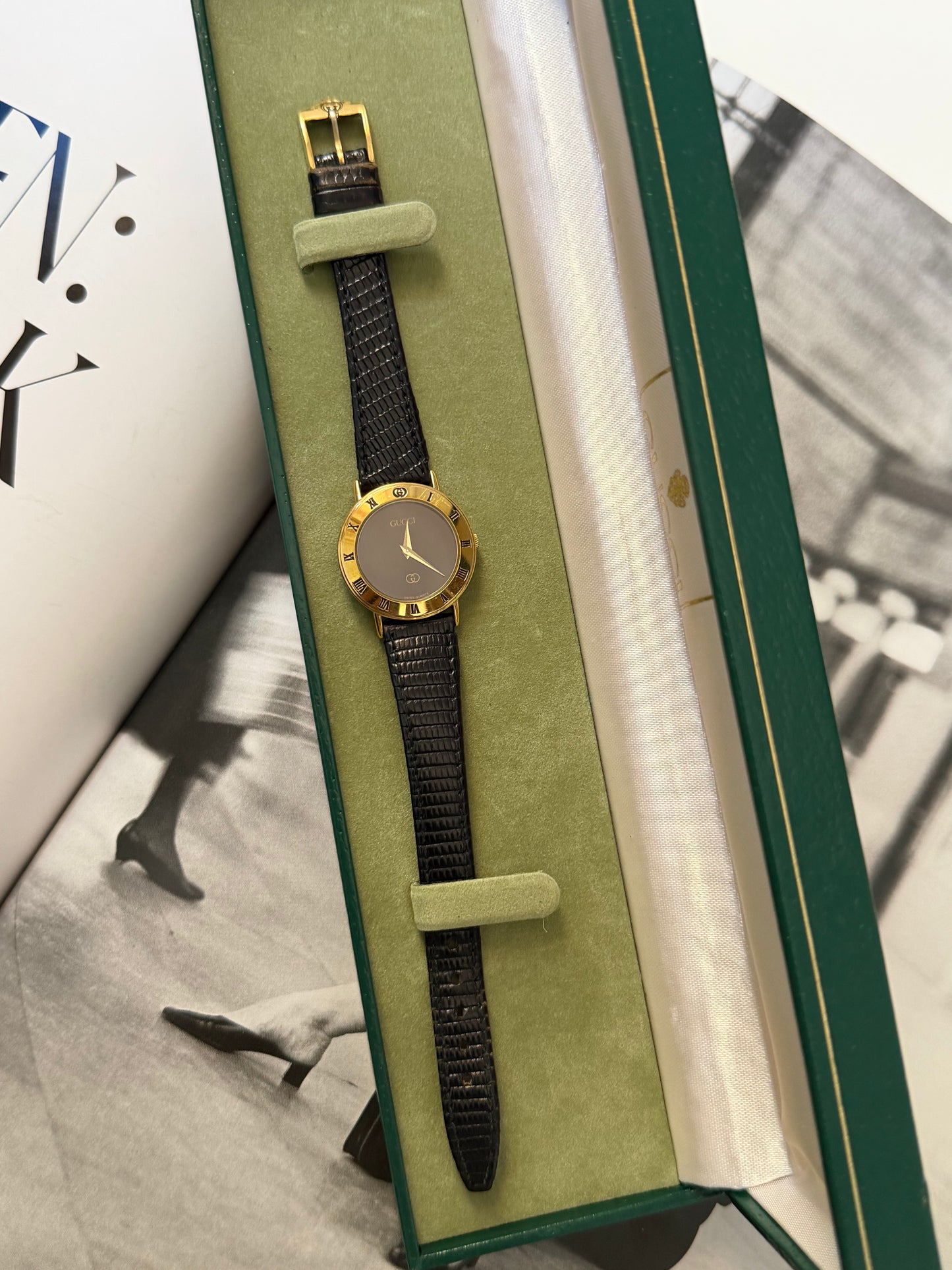 Vintage Gucci 3000L Quartz Watch With Original Strap & Box
