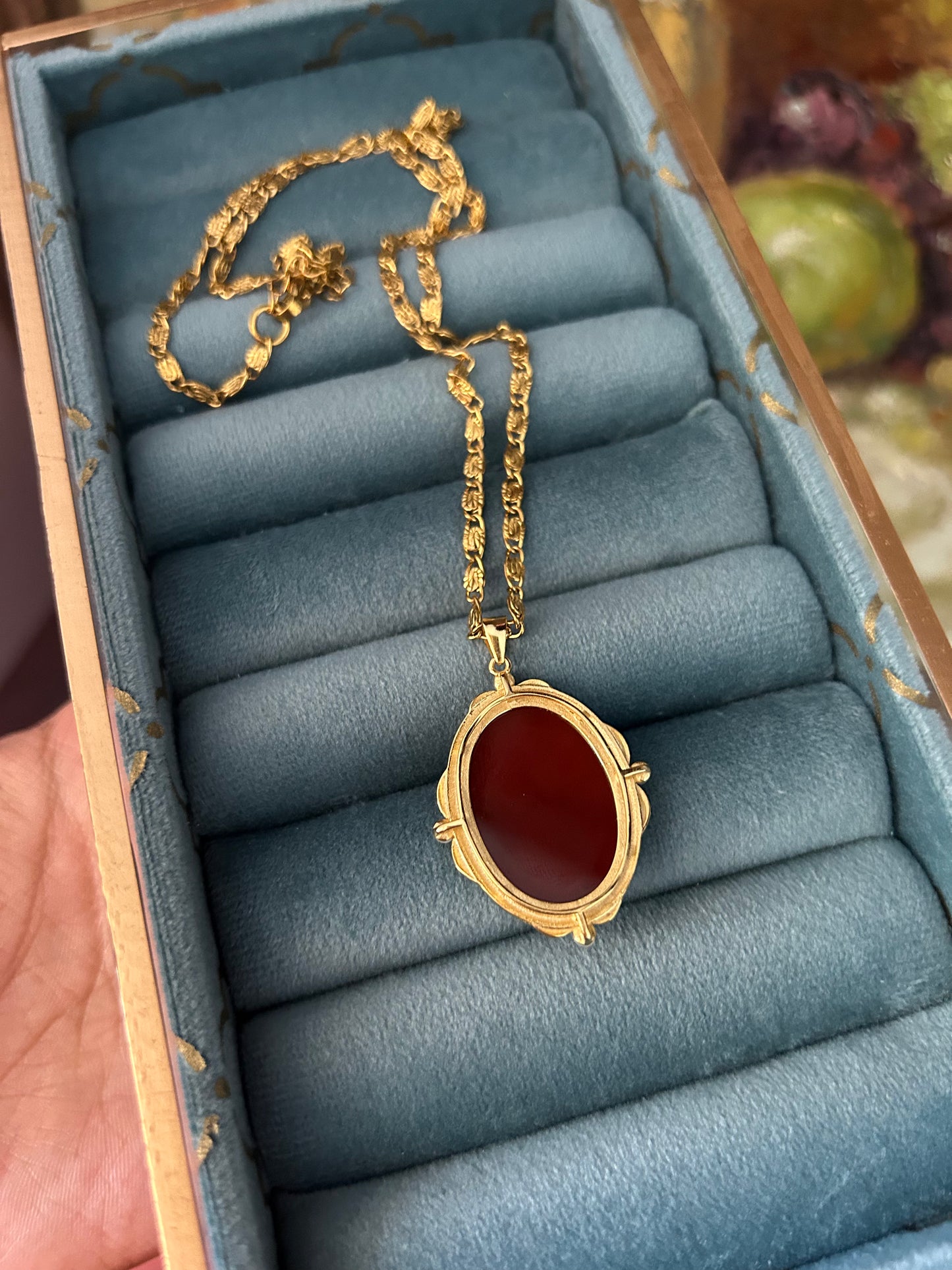 Sterling Silver Agate Cameo Lumachina Necklace