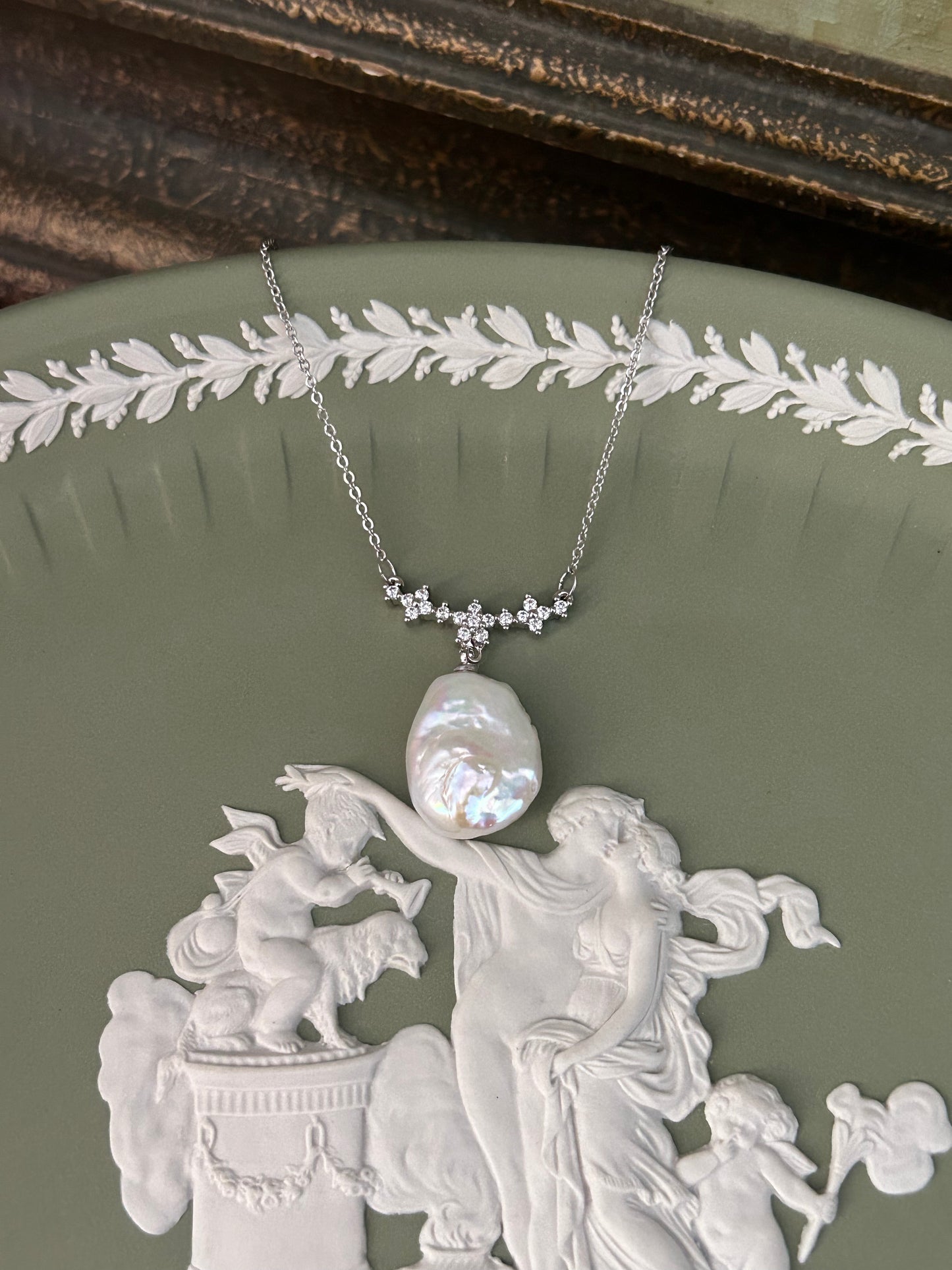 Ophelia Pearl Pendant Necklace
