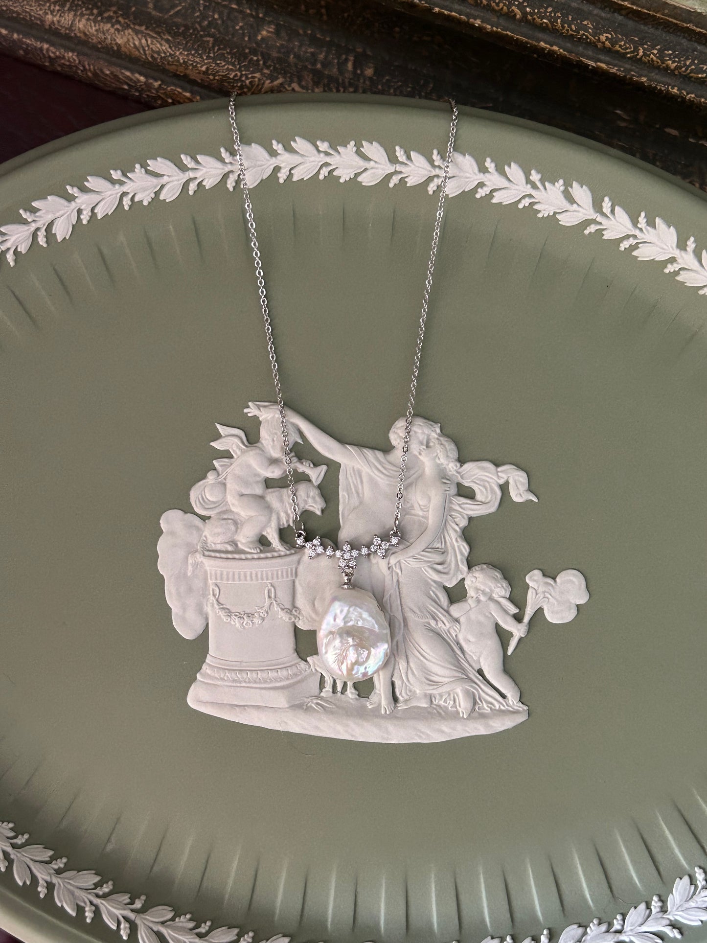 Ophelia Pearl Pendant Necklace