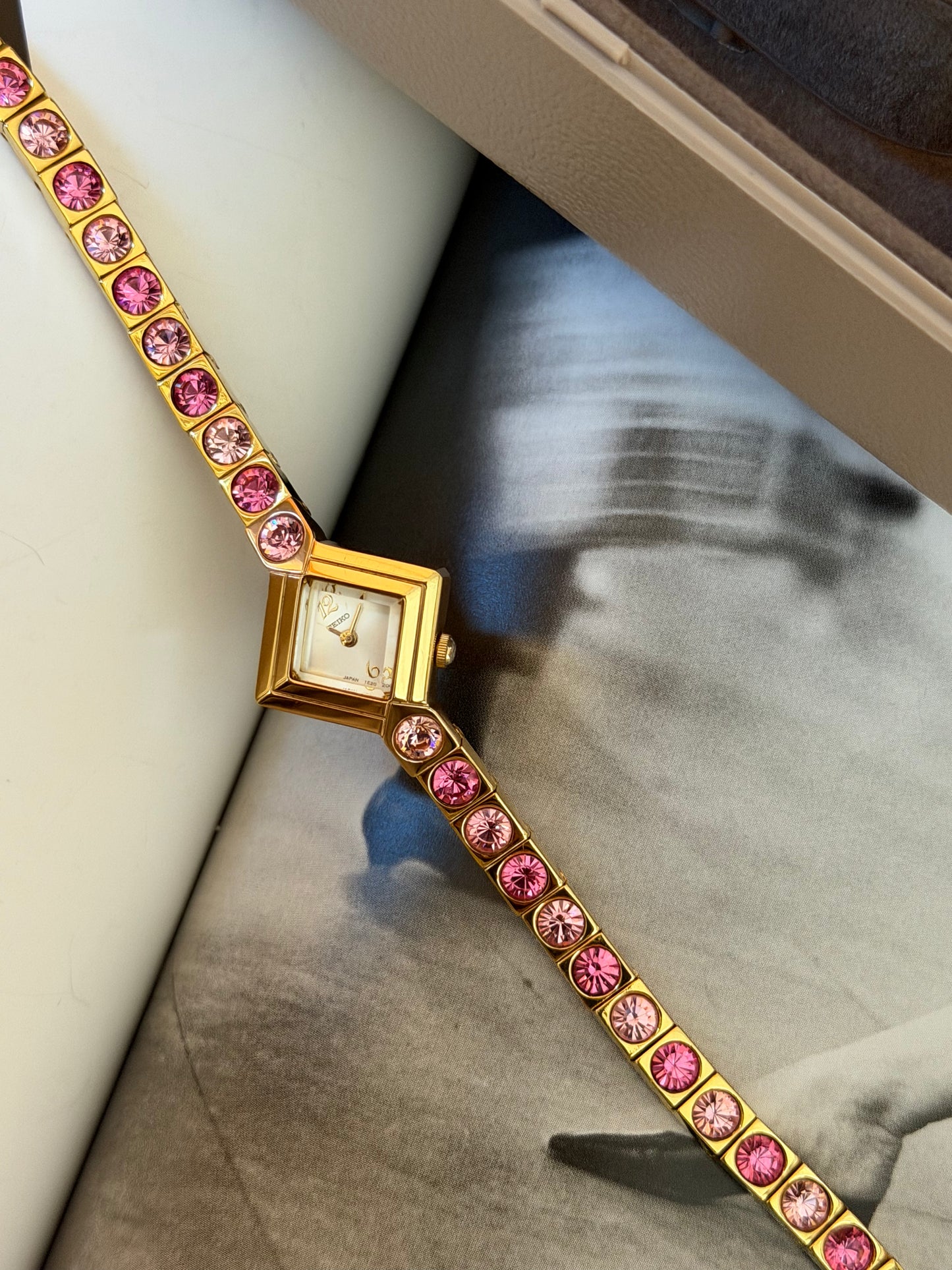 Super Rare Vintage Seiko Karat Swarovski Crystal Watch