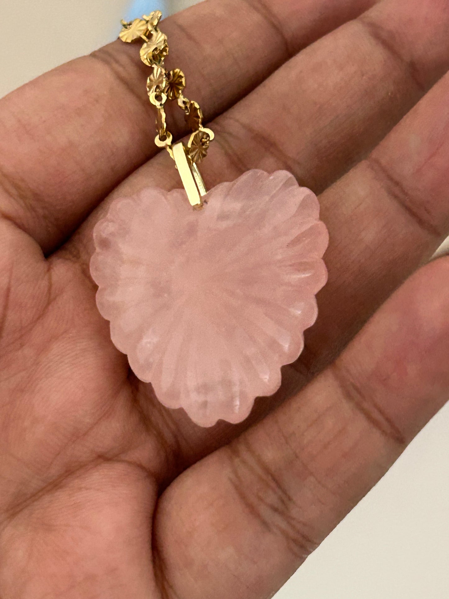 Heart Bloom Rose Quartz Necklace