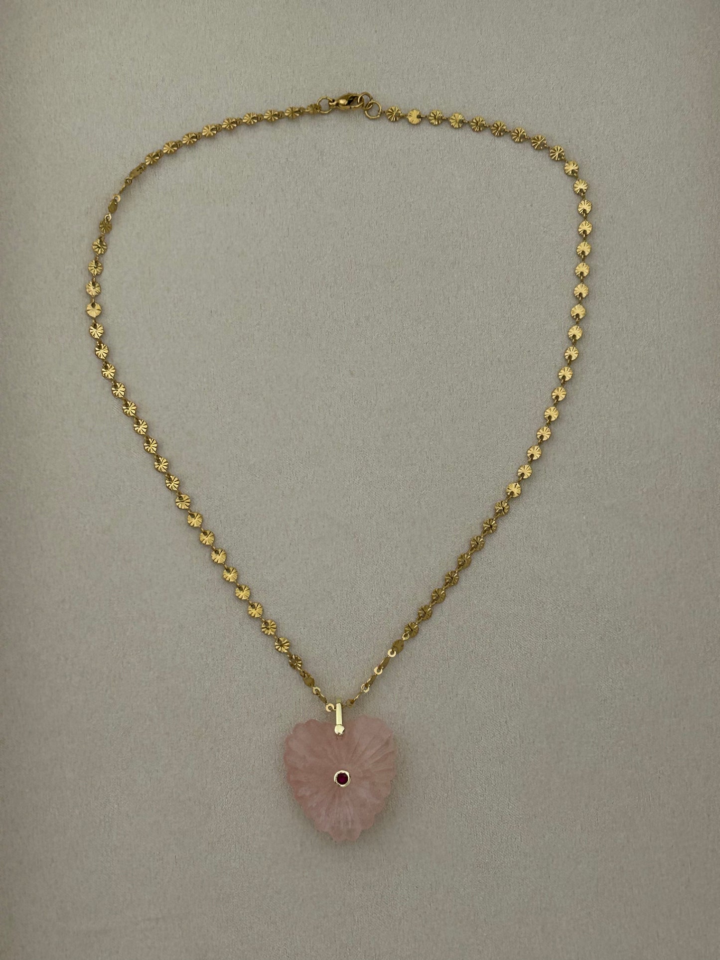 Heart Bloom Rose Quartz Necklace