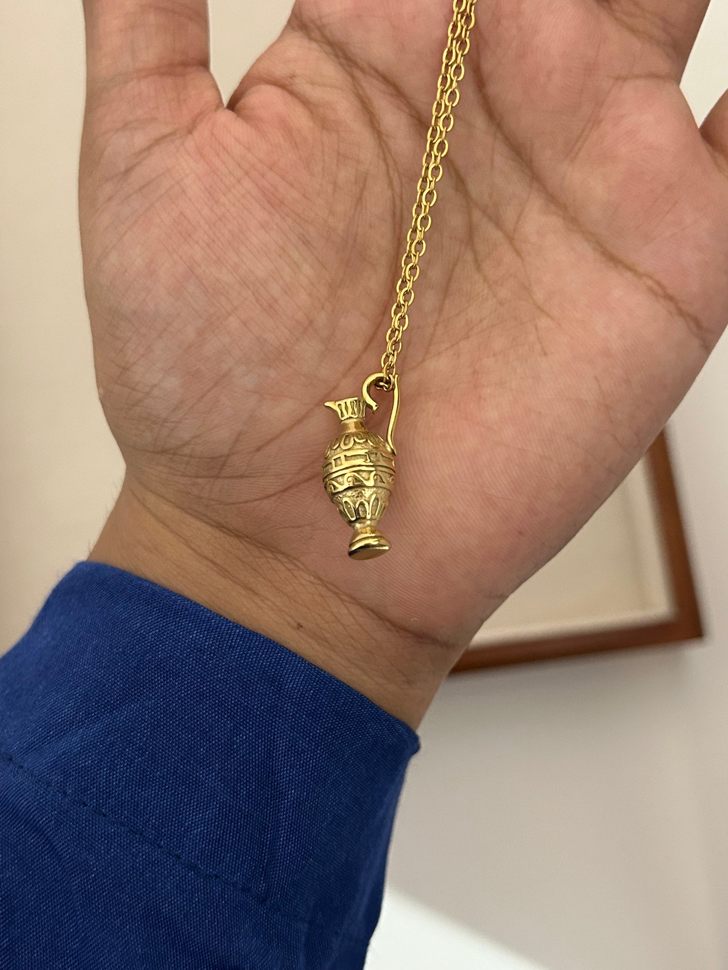 Golden Amphora Necklace