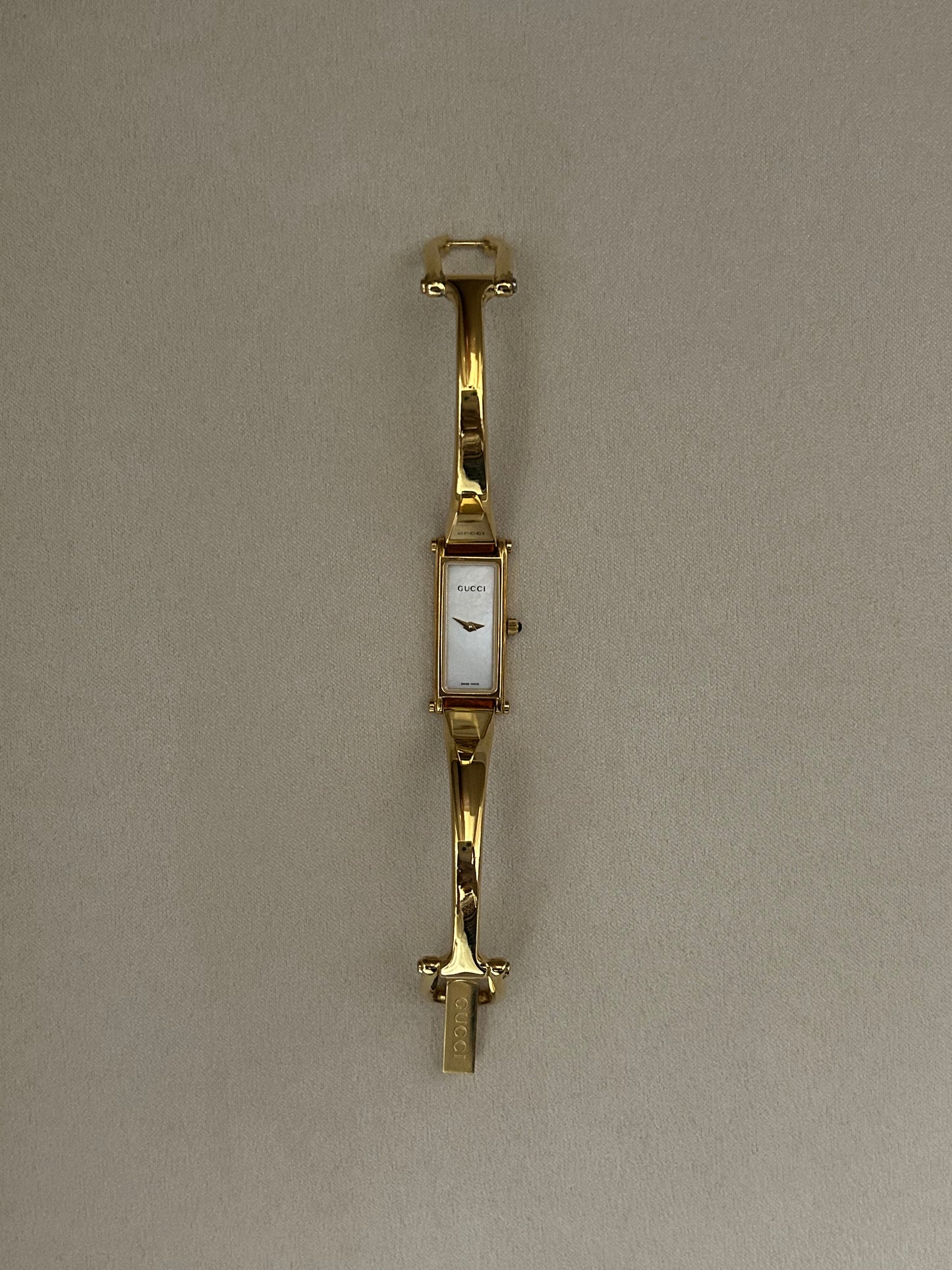 Gucci White Mop Dial 1500L Vintage Watch