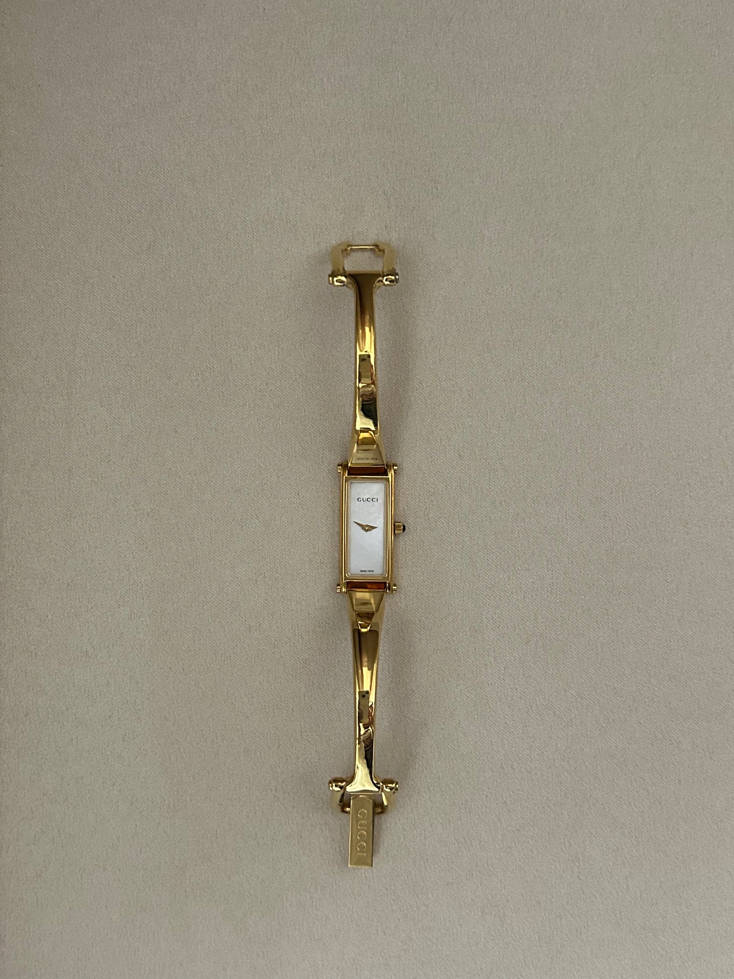 Gucci White Mop Dial 1500L Vintage Watch