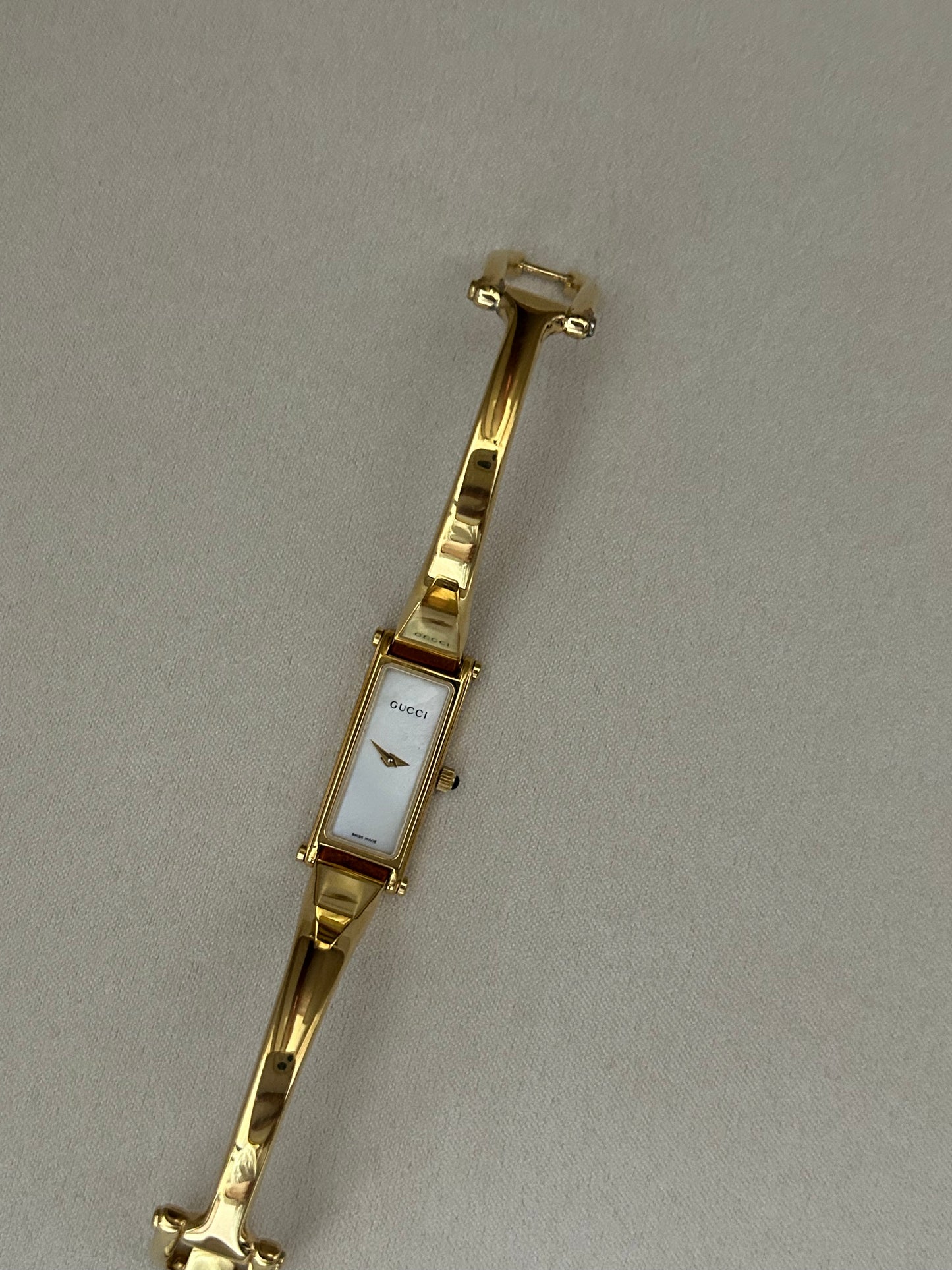 Gucci White Mop Dial 1500L Vintage Watch