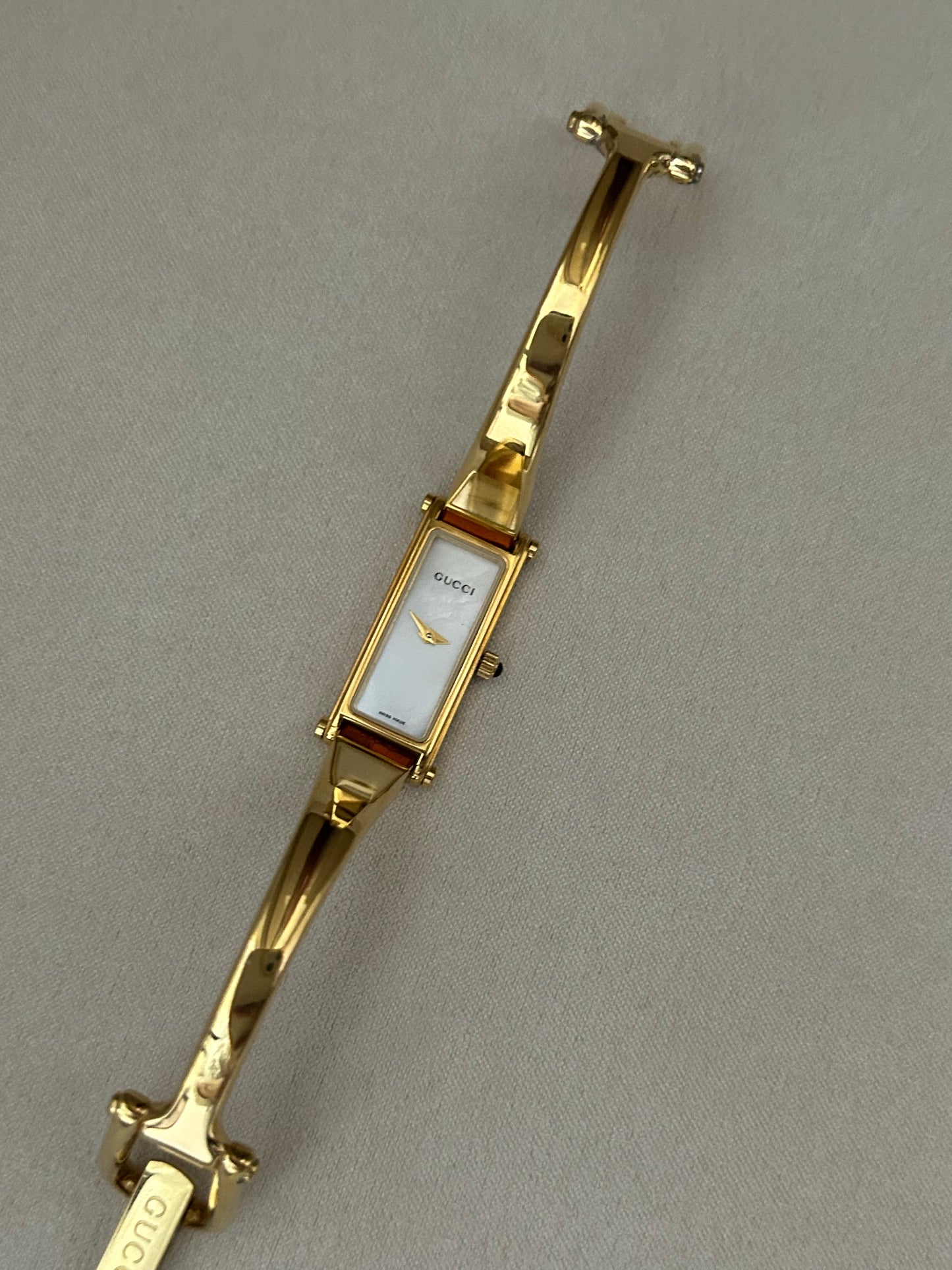 Gucci White Mop Dial 1500L Vintage Watch
