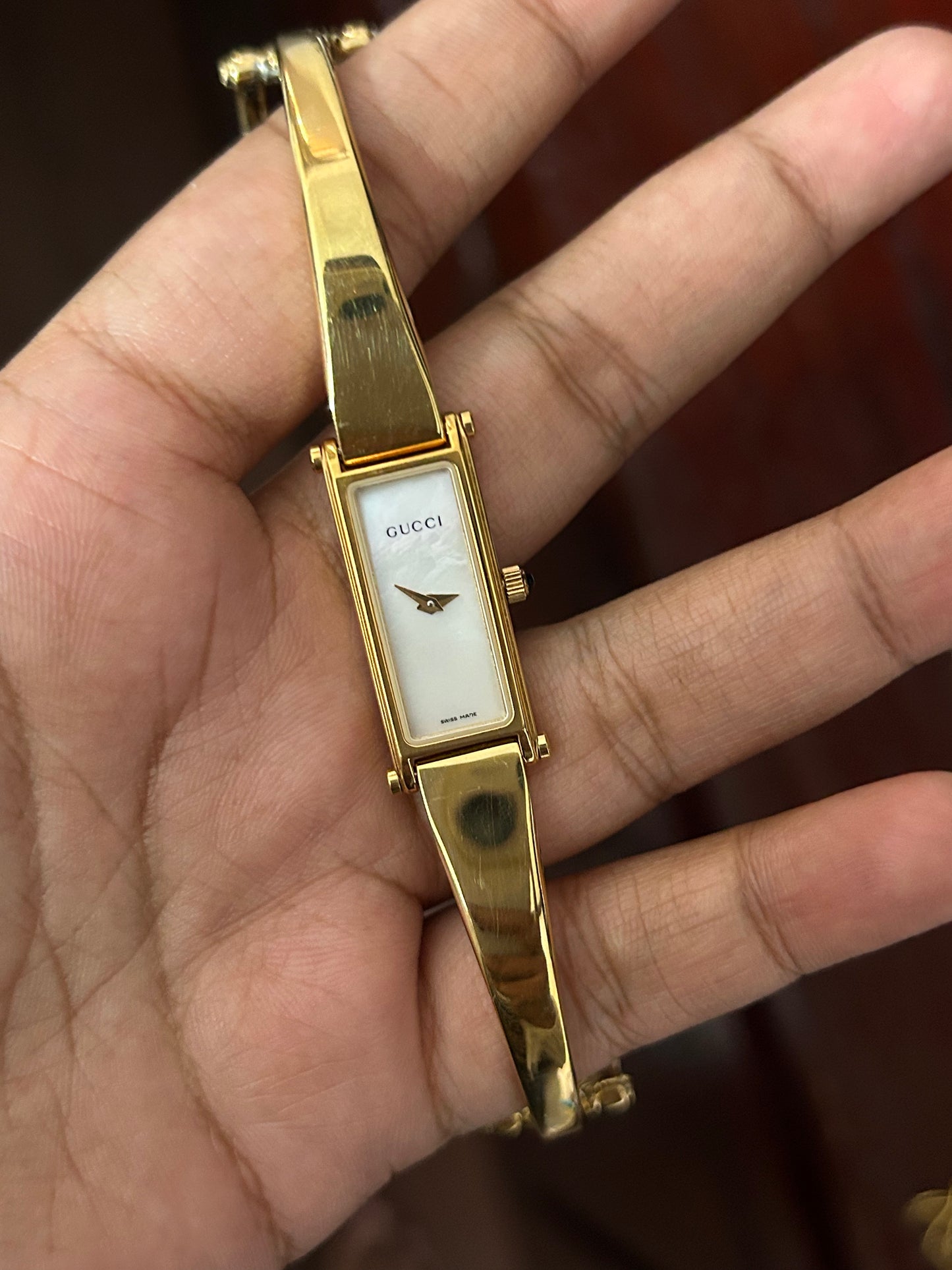 Gucci White Mop Dial 1500L Vintage Watch