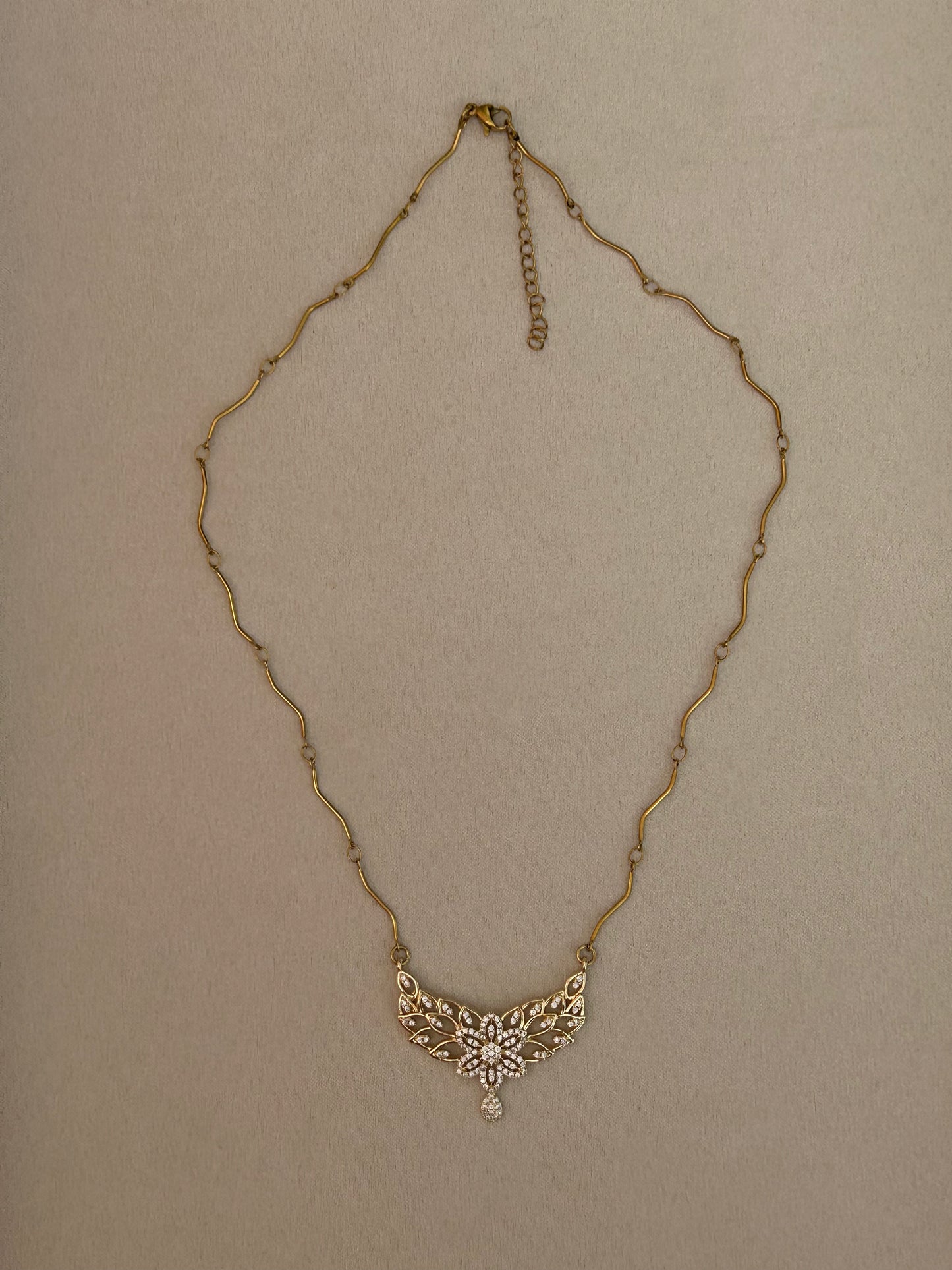Livia Floral Wing Necklace