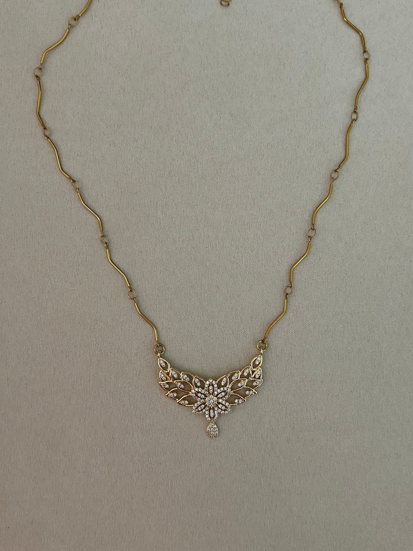 Livia Floral Wing Necklace
