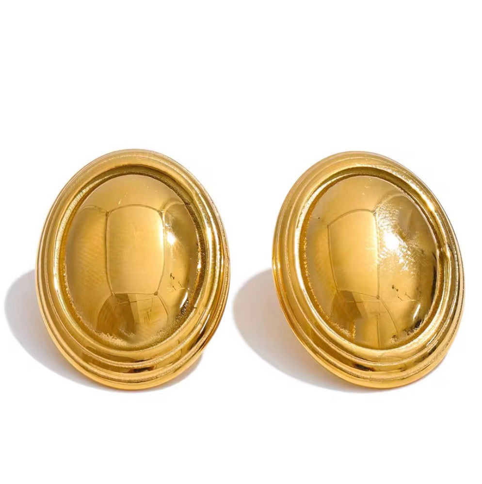 Vel Gold Oval Stud Earrings