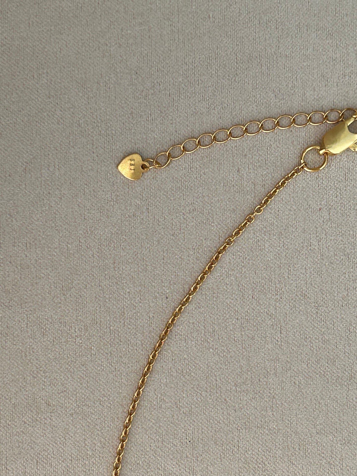 Nouvelle Vine Scroll Lavaliere ~ S925 Gold Plated