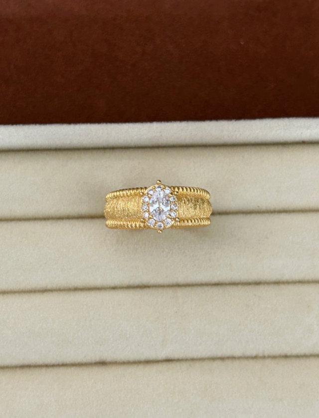 Zarela Cuff Ring
