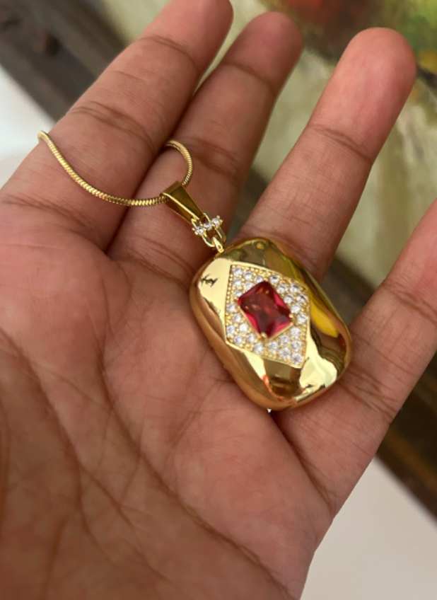 Scarlet Crown Openable Locket Necklace