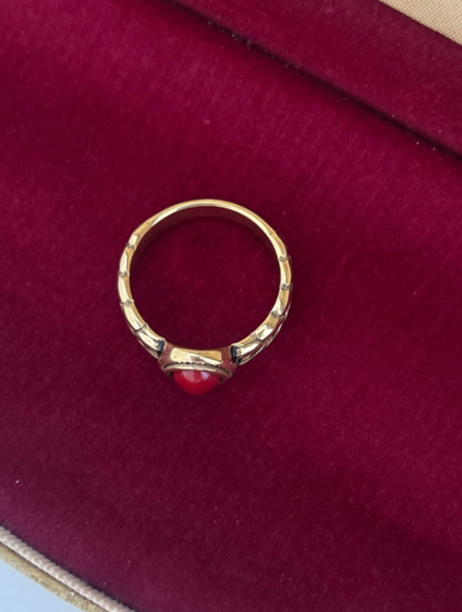 Red Gemstone Twisted Design Ring